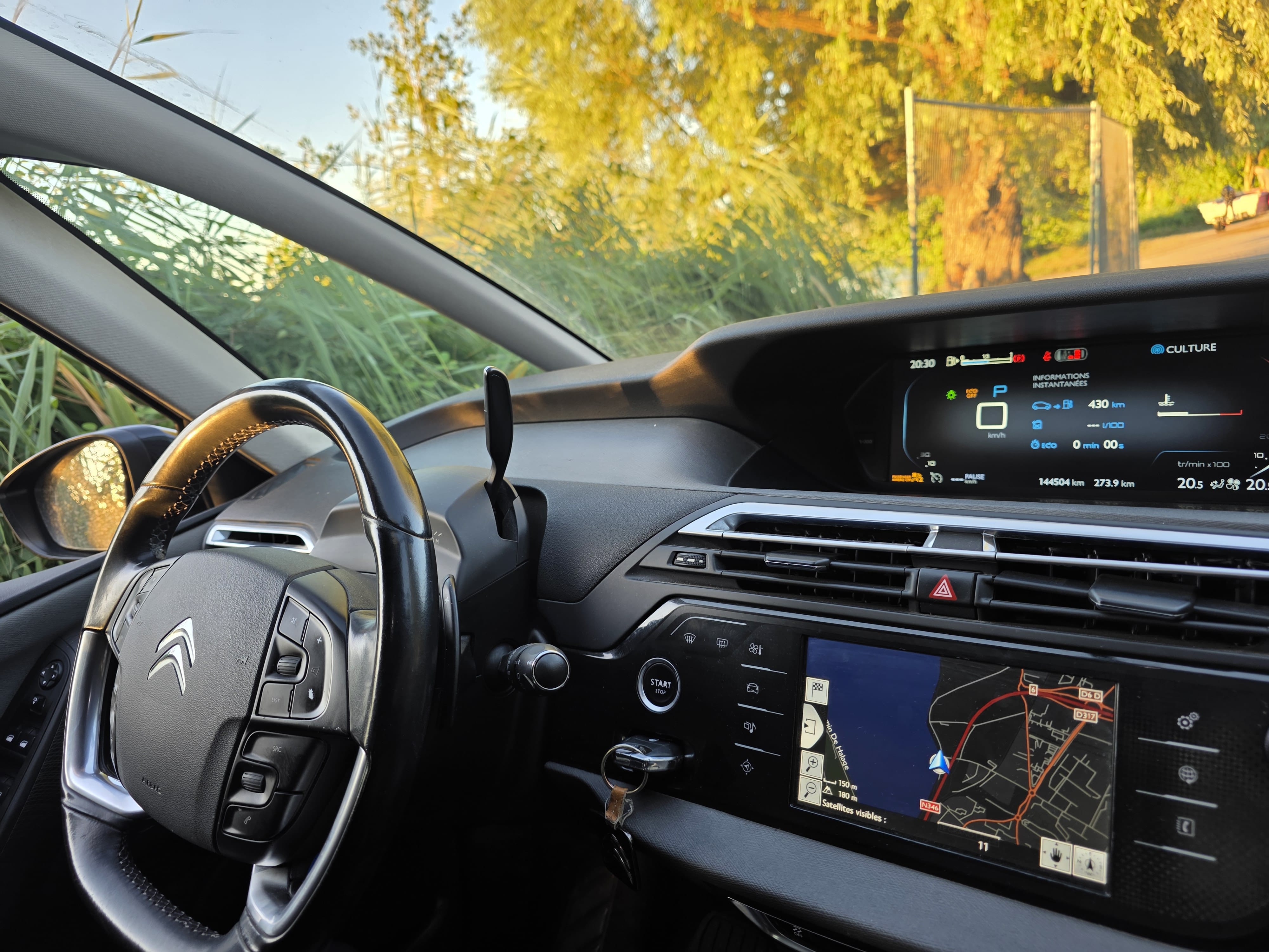 Citroen C4 Picasso avec GPS