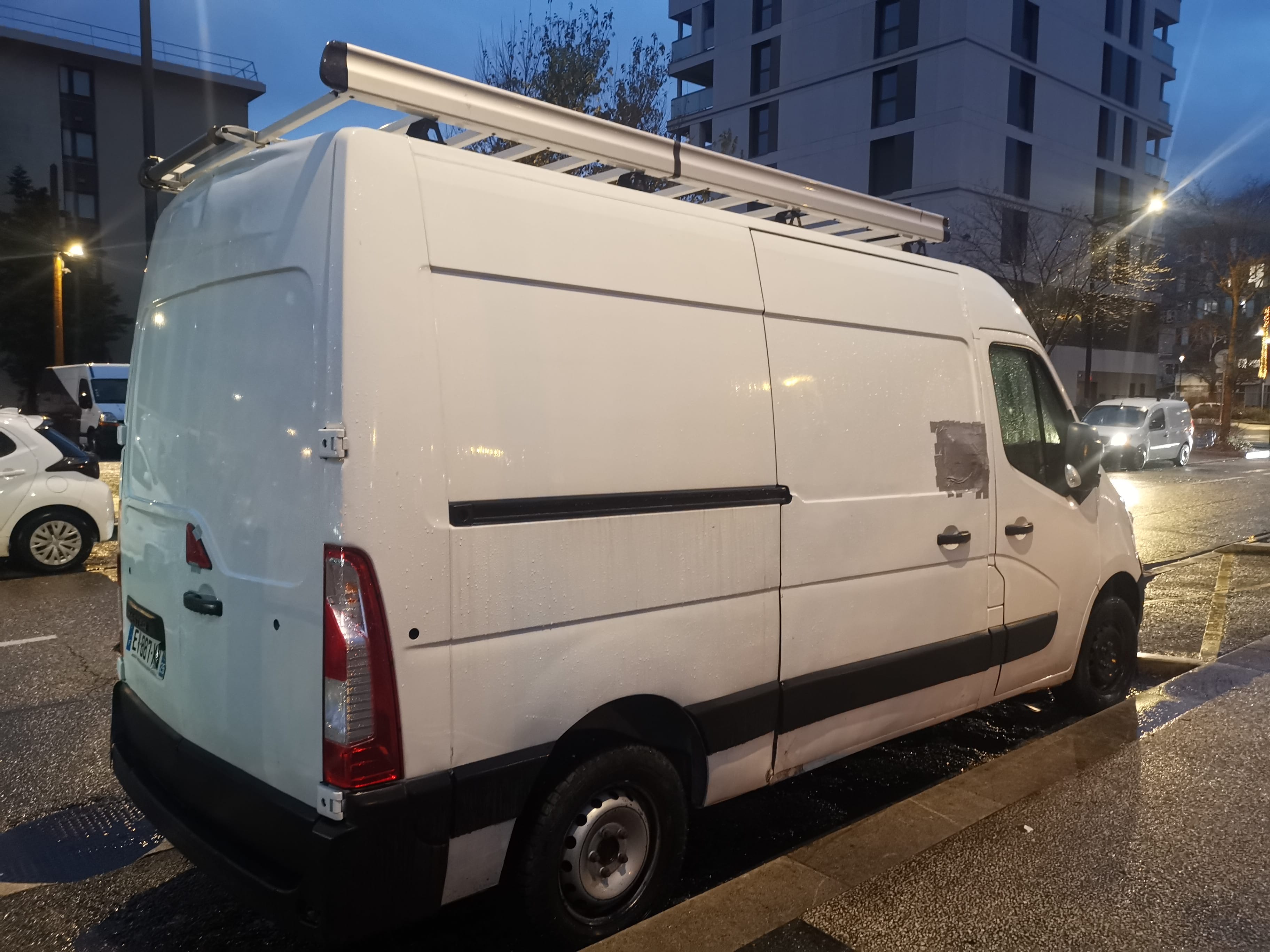 Renault Master avec Pneus neige