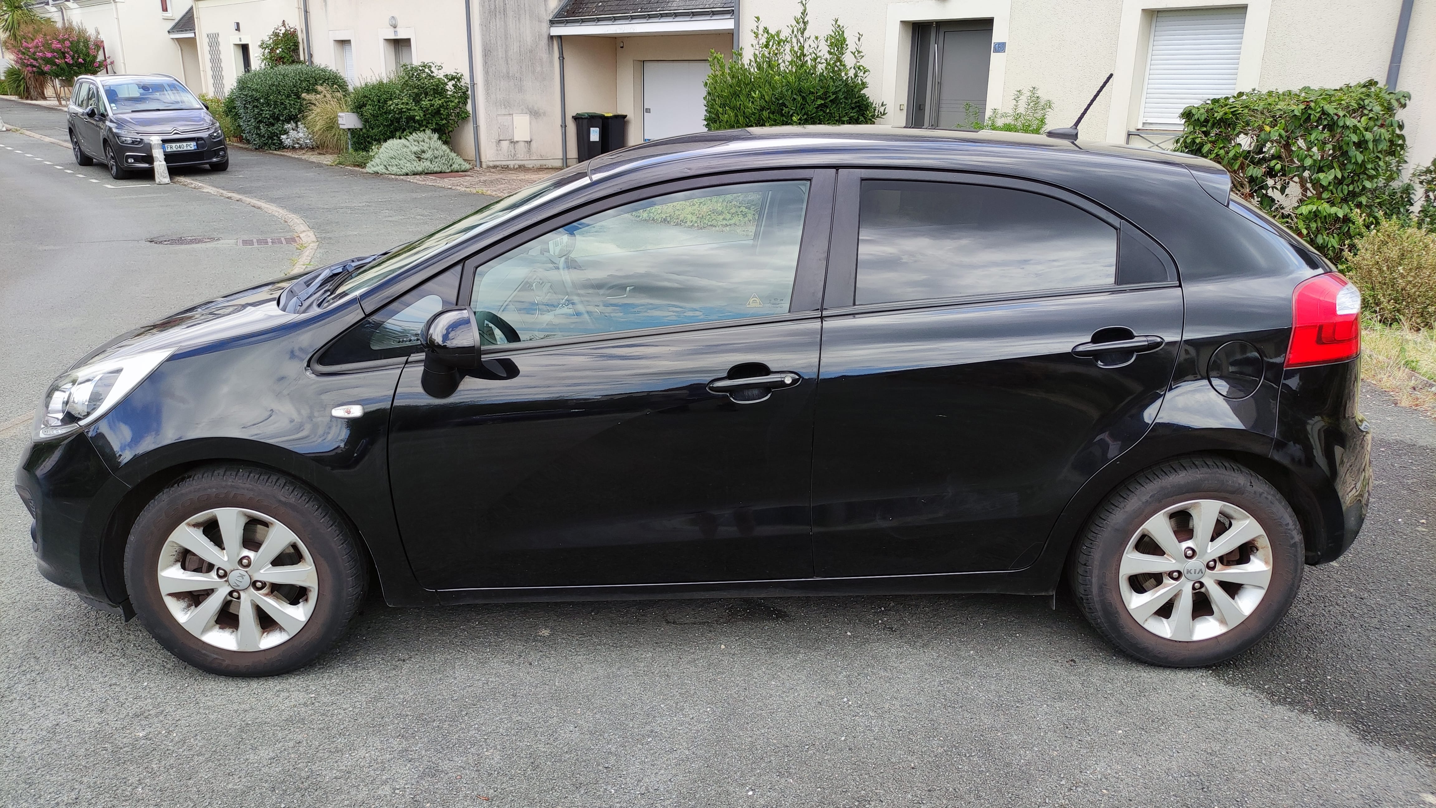 Kia Rio avec Climatisation