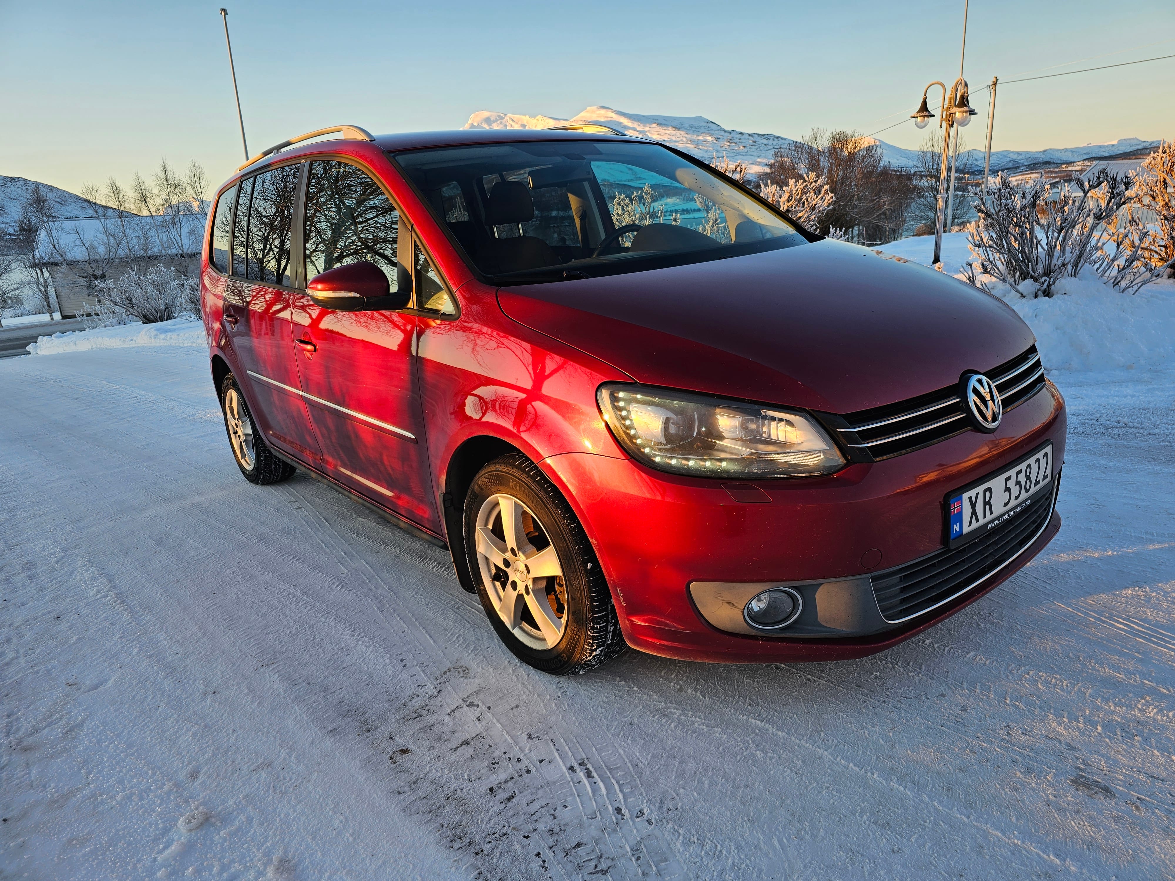 Volkswagen Touran, 2011, Diesel, automatisk