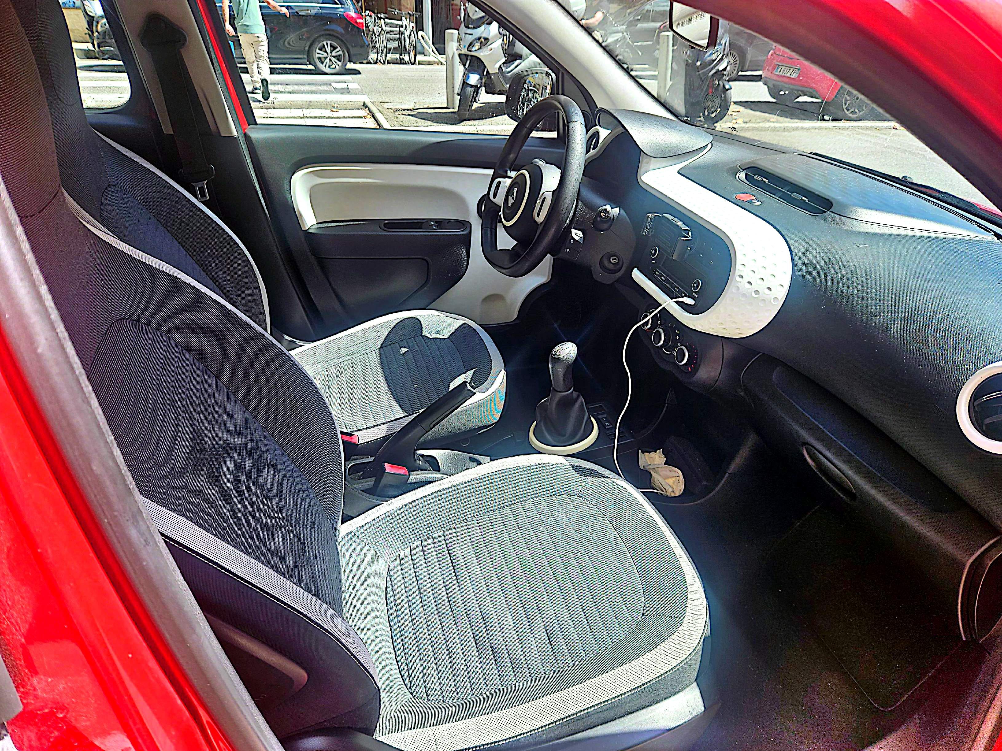 Renault Twingo III avec Régulateur de vitesse