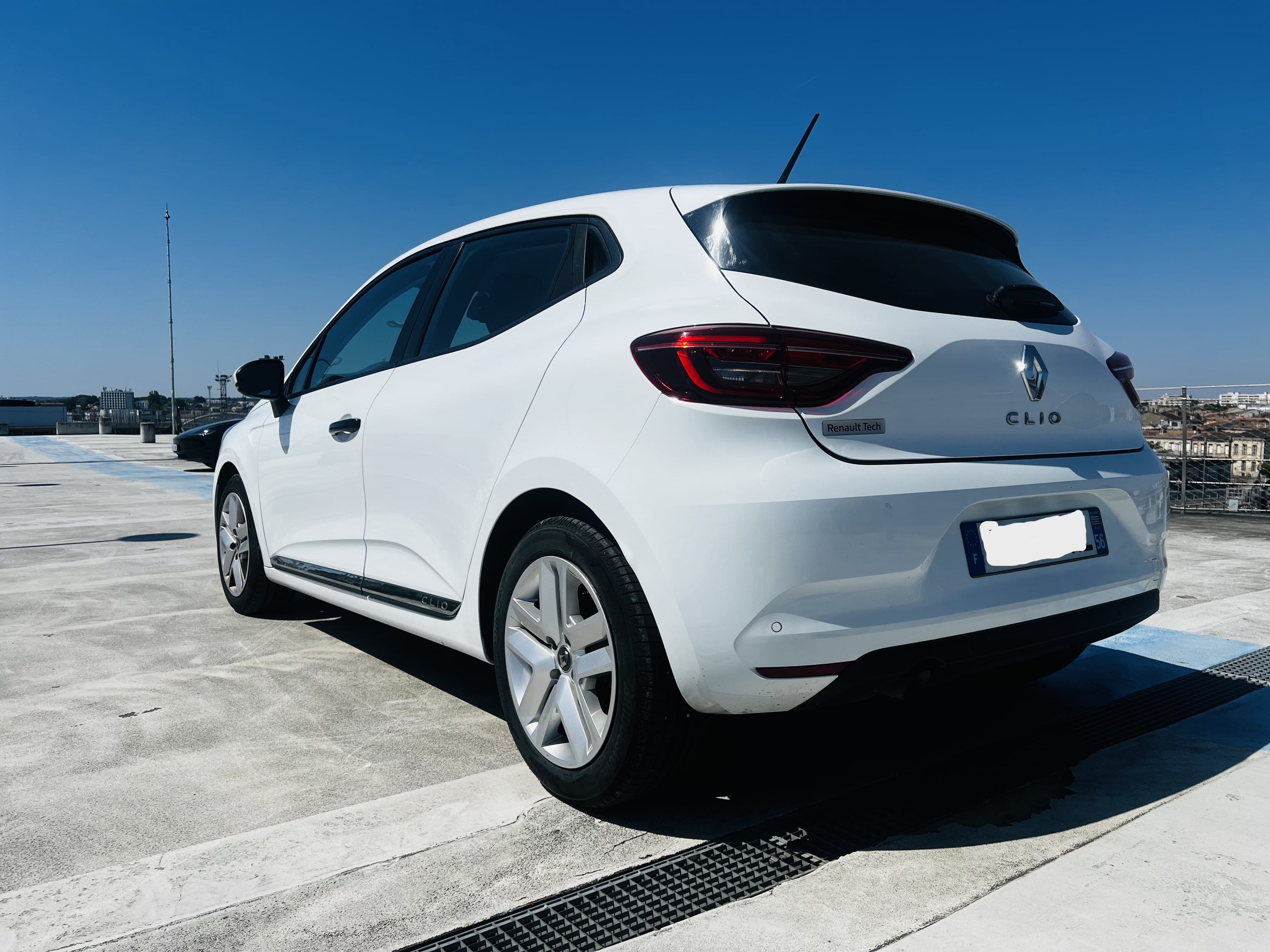 Renault Clio V Zen Climatisation 5 portes 5 places con Control de velocidad