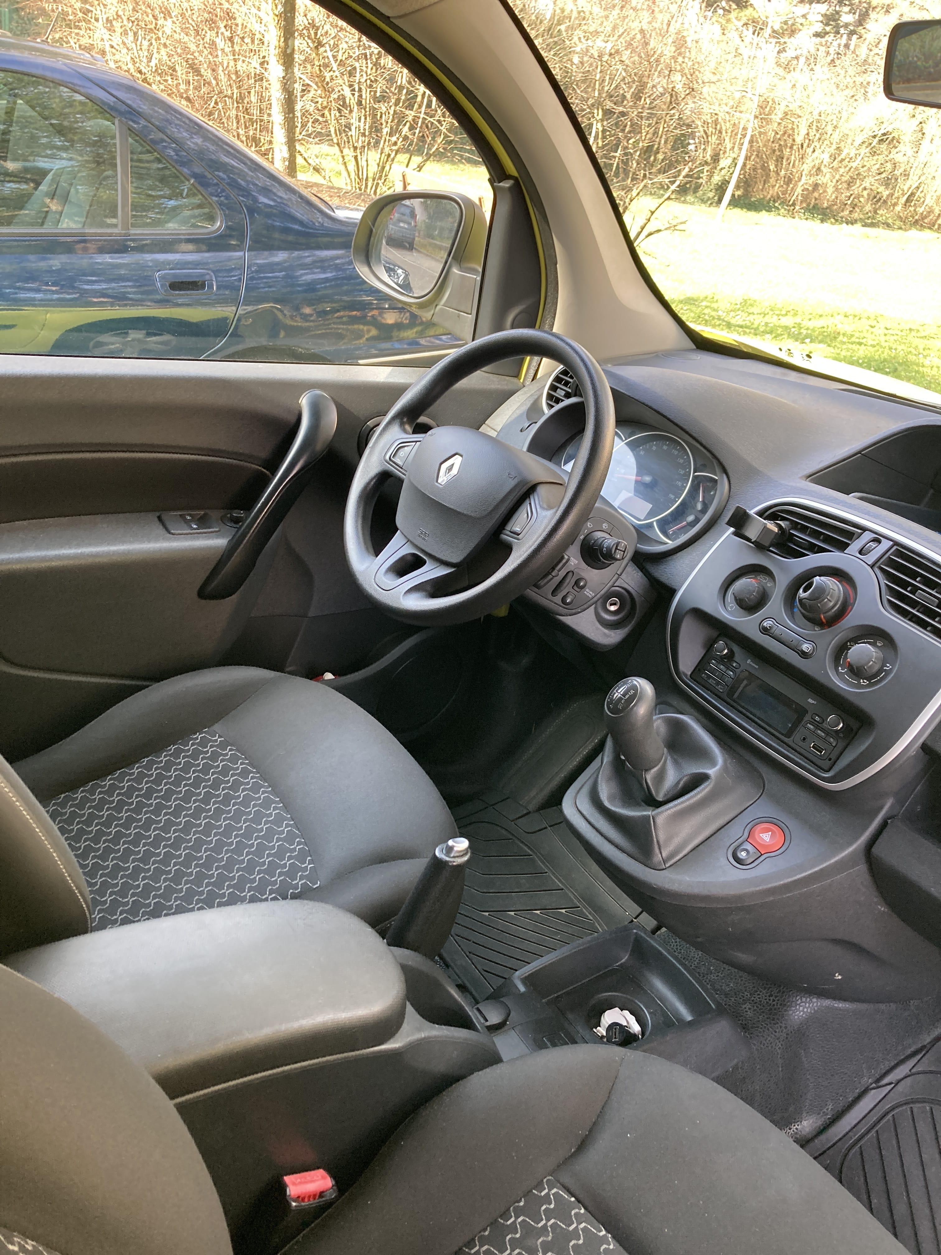 Renault Kangoo Express 1.5 DCI 90 cv avec Audio Bluetooth