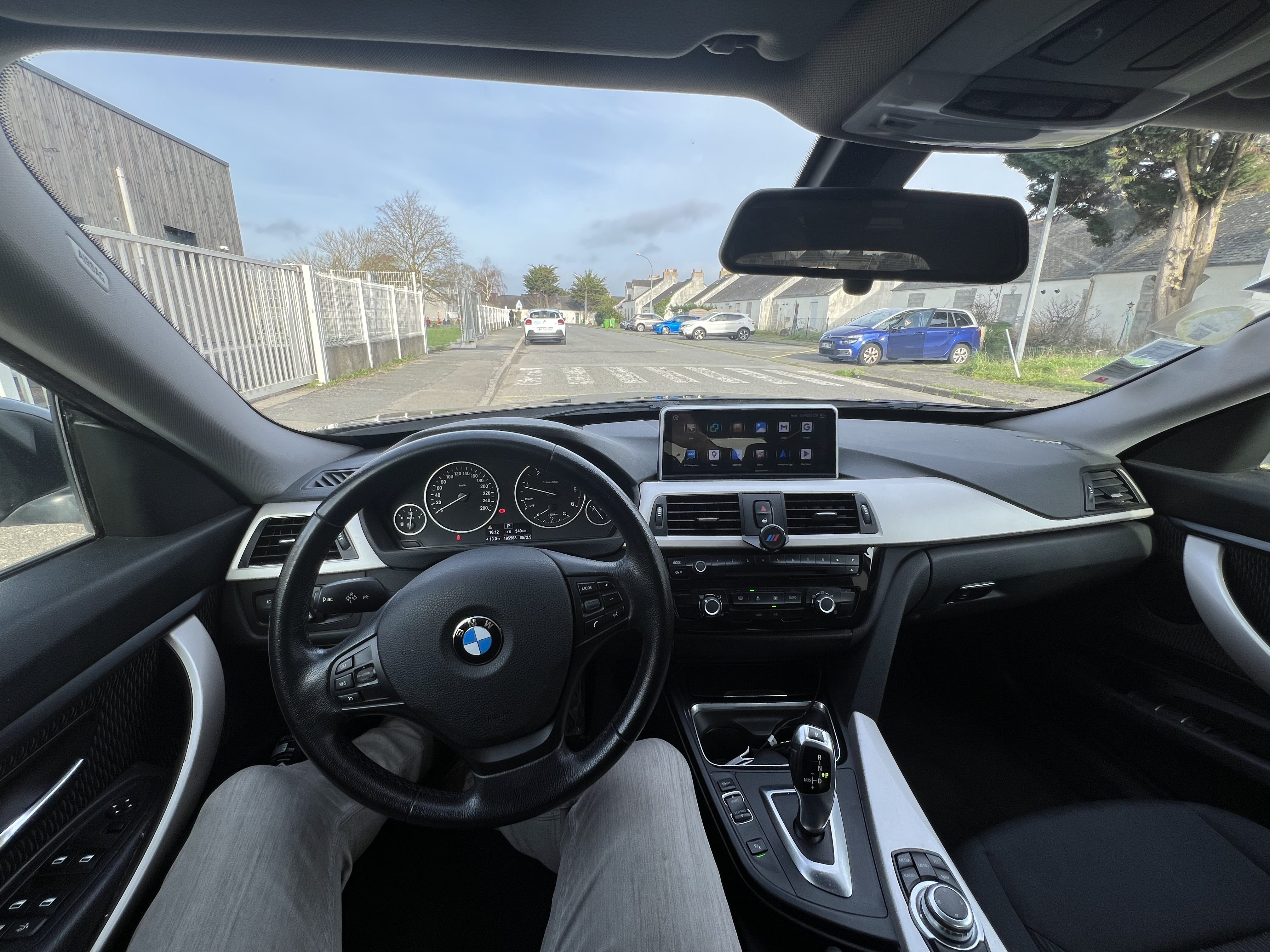 BMW Série 3 GT avec GPS