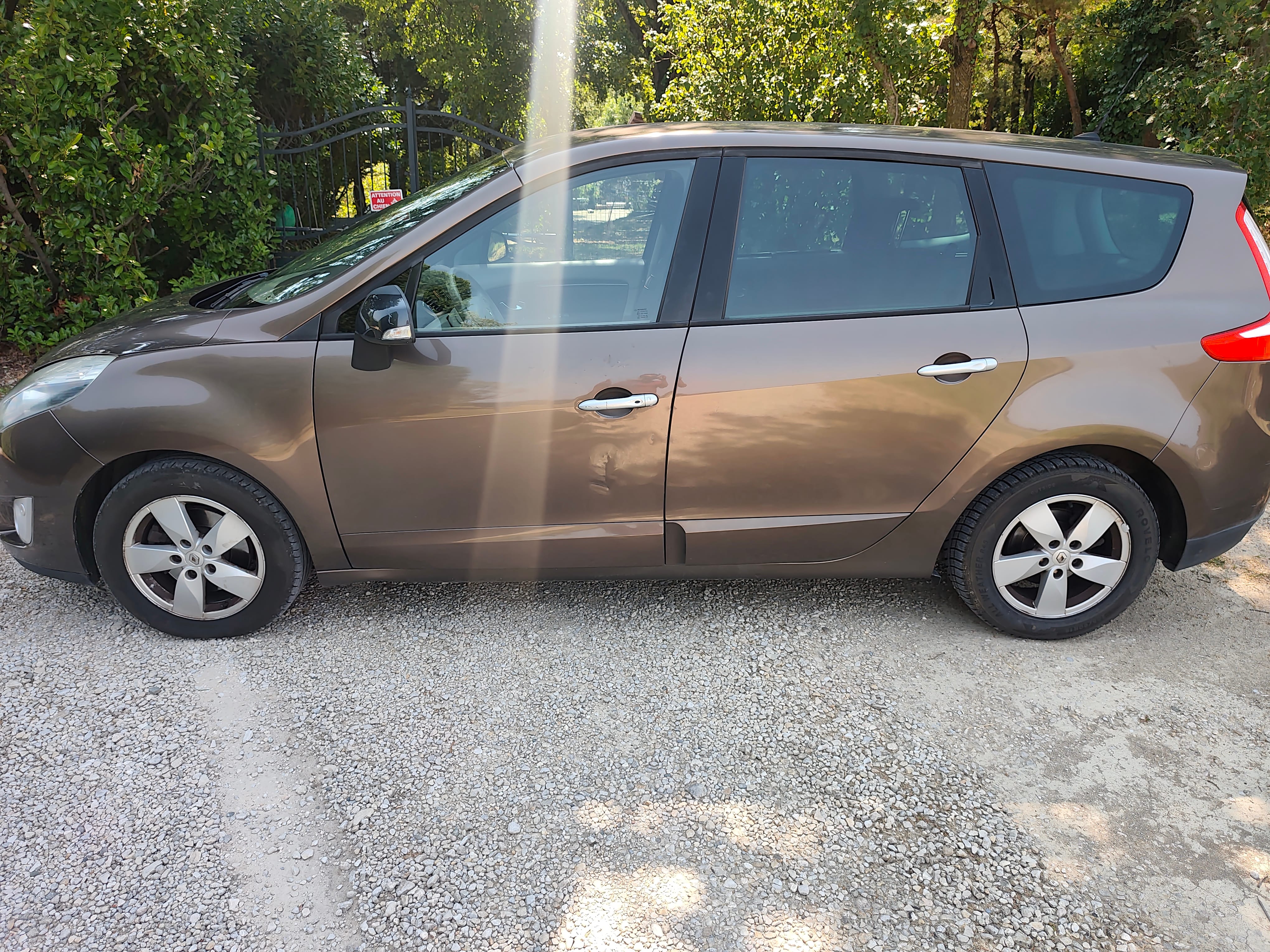 Renault Grand Scenic avec GPS