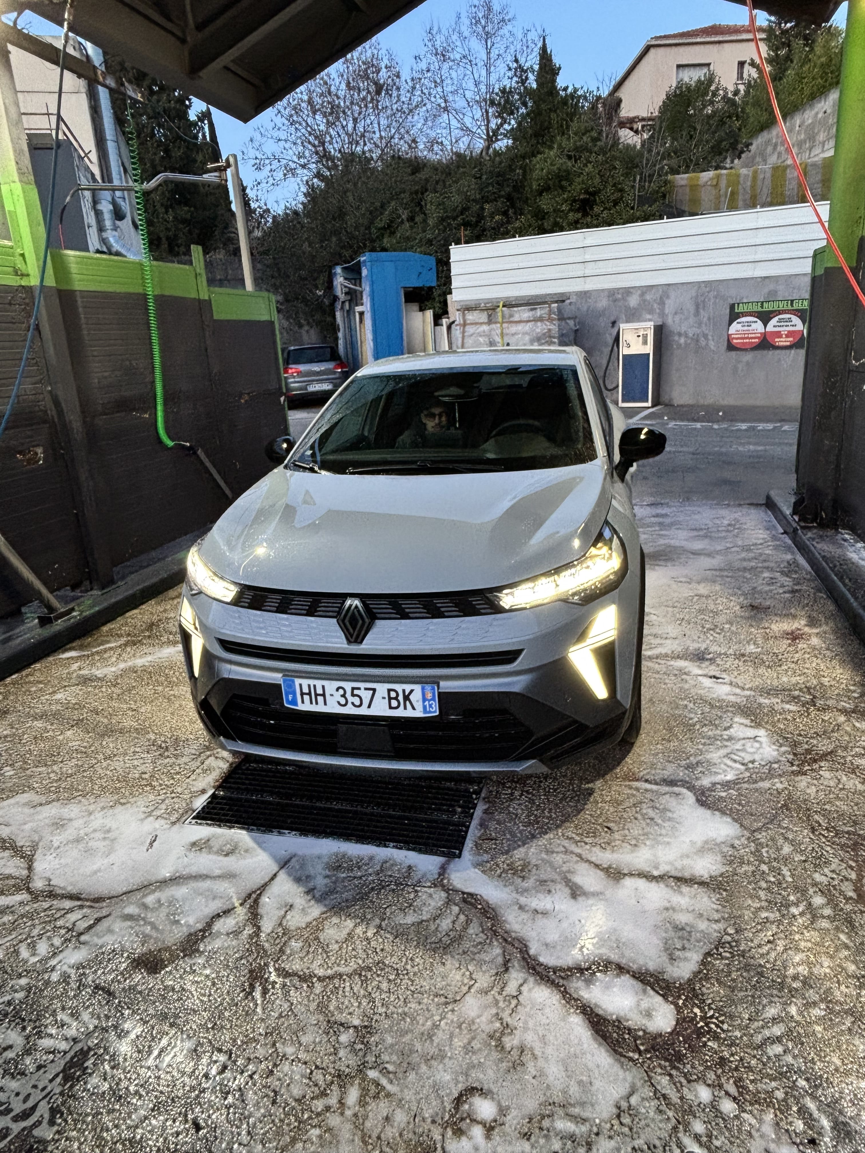 Renault Symbioz E-Tech full hybrid, 2025, Essence 95 / Elektro (Hybrid), Automatik