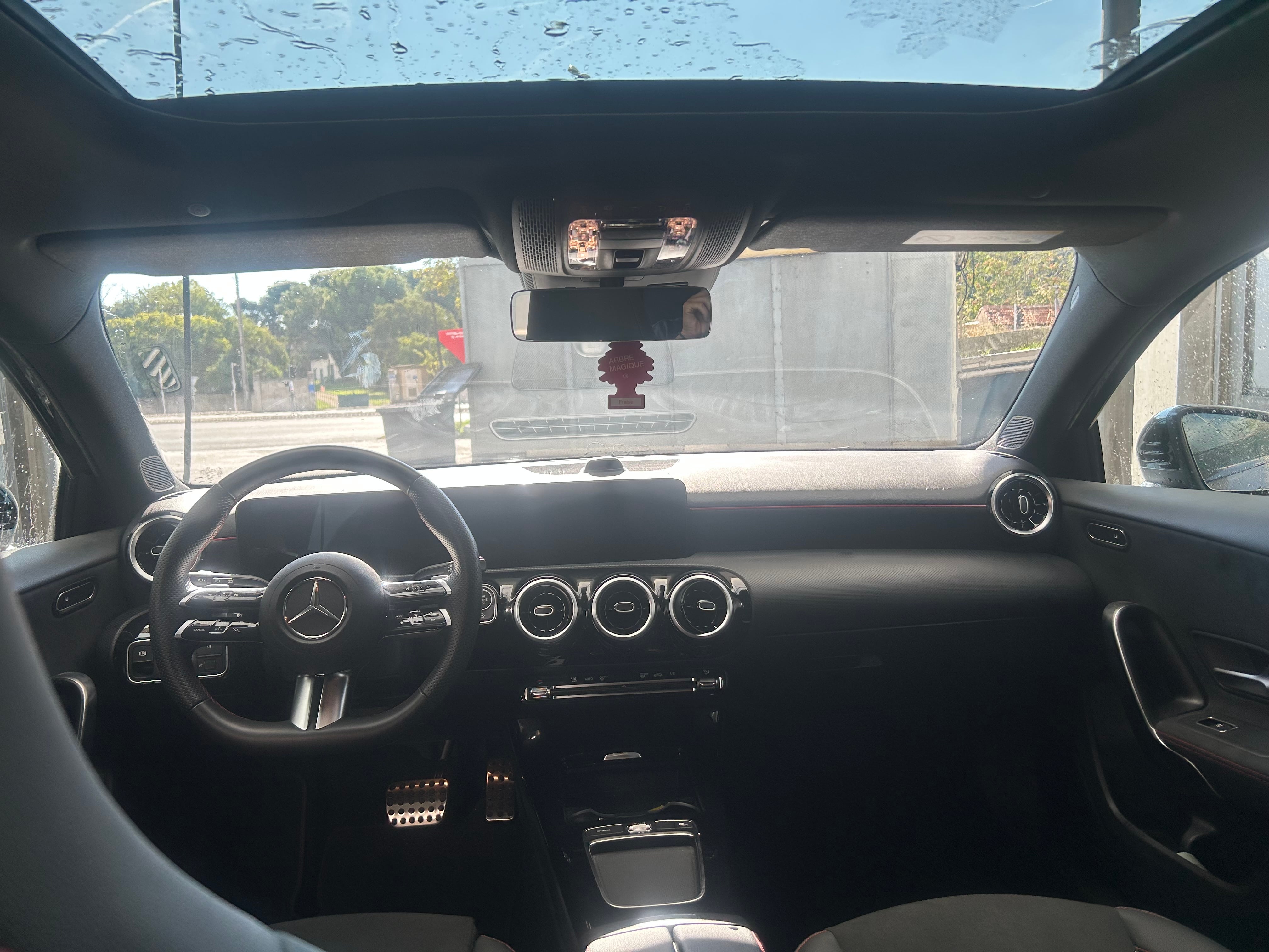 Mercedes-Benz Classe A 180 avec GPS