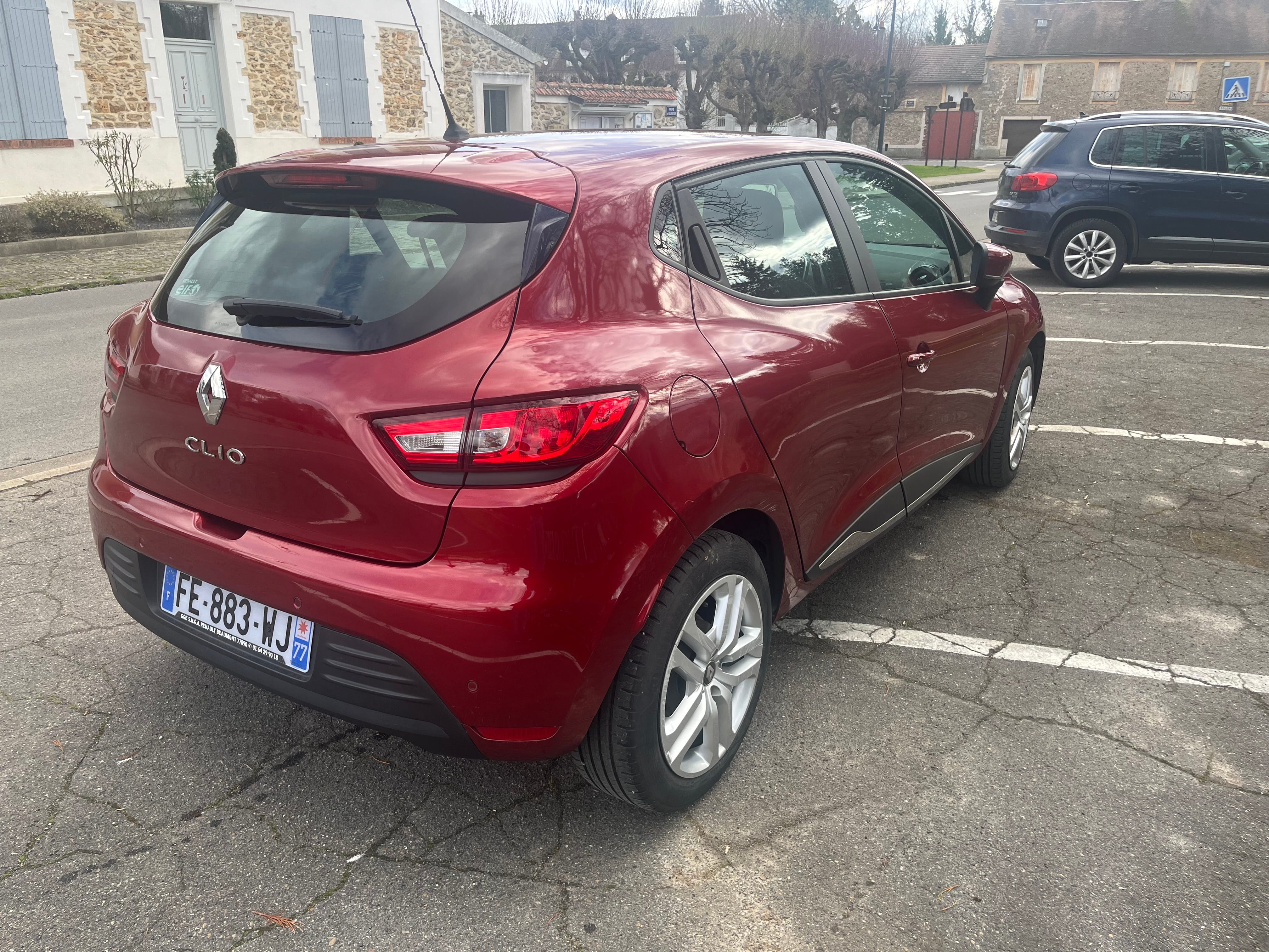 Renault Clio avec GPS