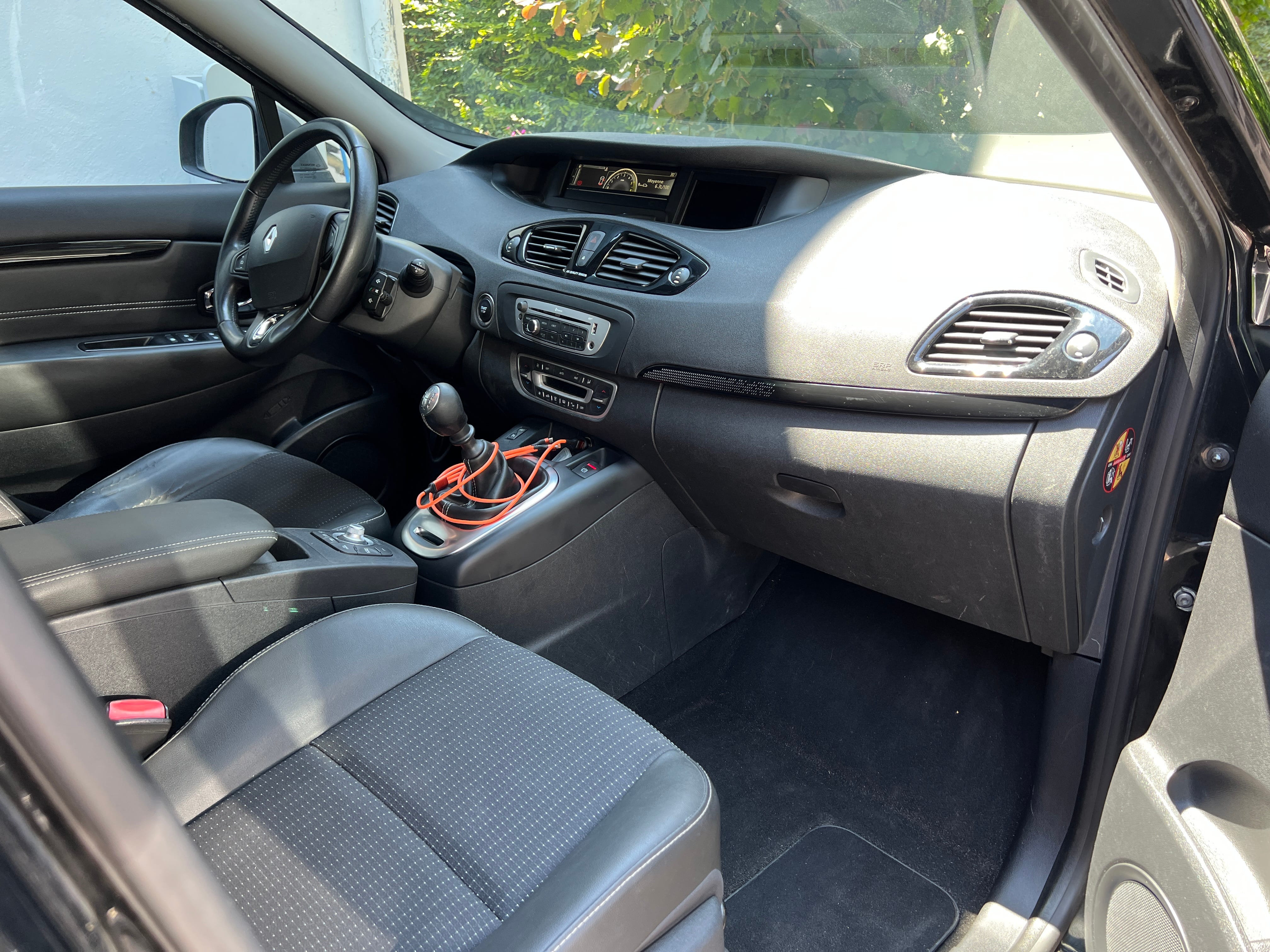 Renault Grand Scenic DCI 110 - ZEN avec Audio Bluetooth