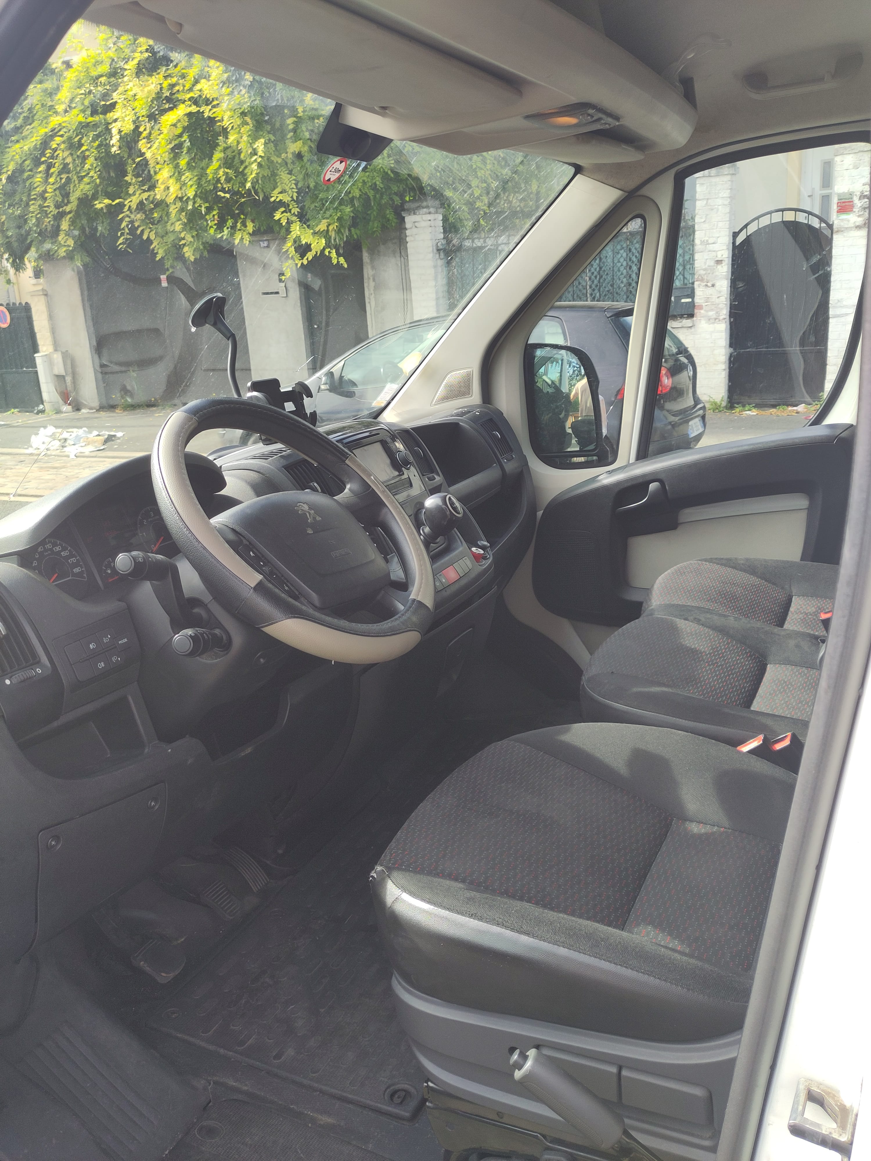 Peugeot Boxer avec GPS