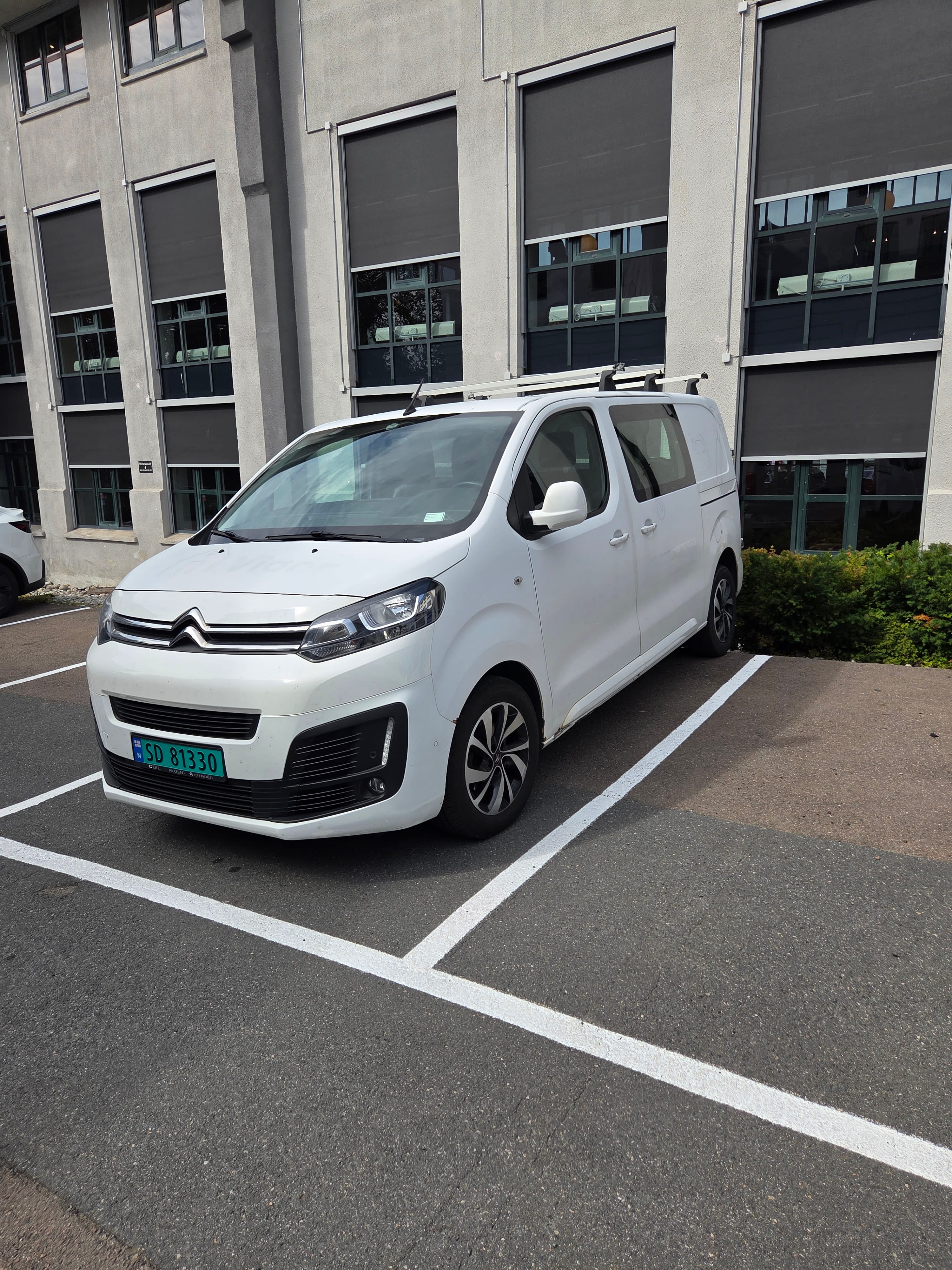Citroen Jumpy with Hitch