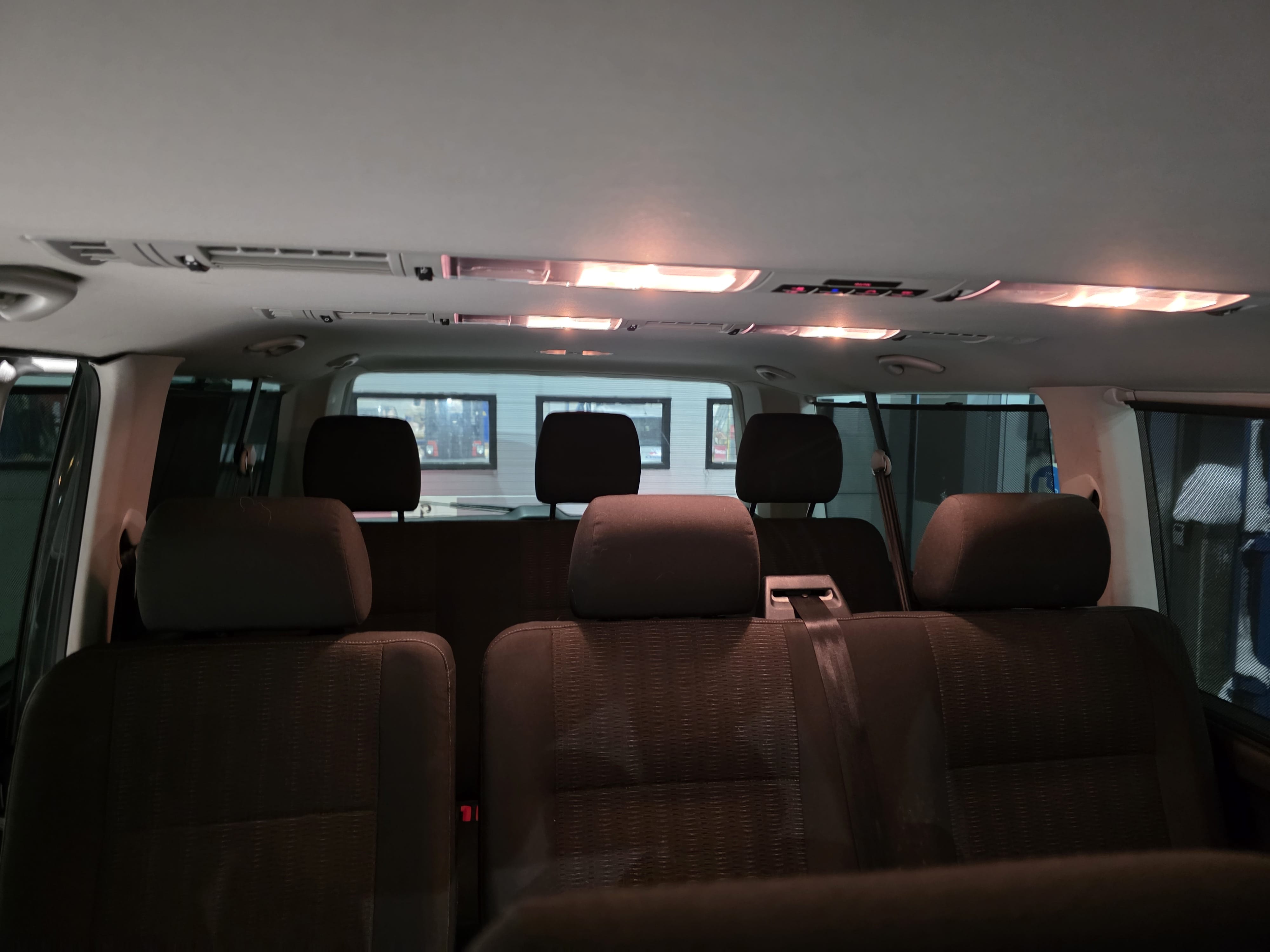 Volkswagen Transporter Combi med Cruisekontroll