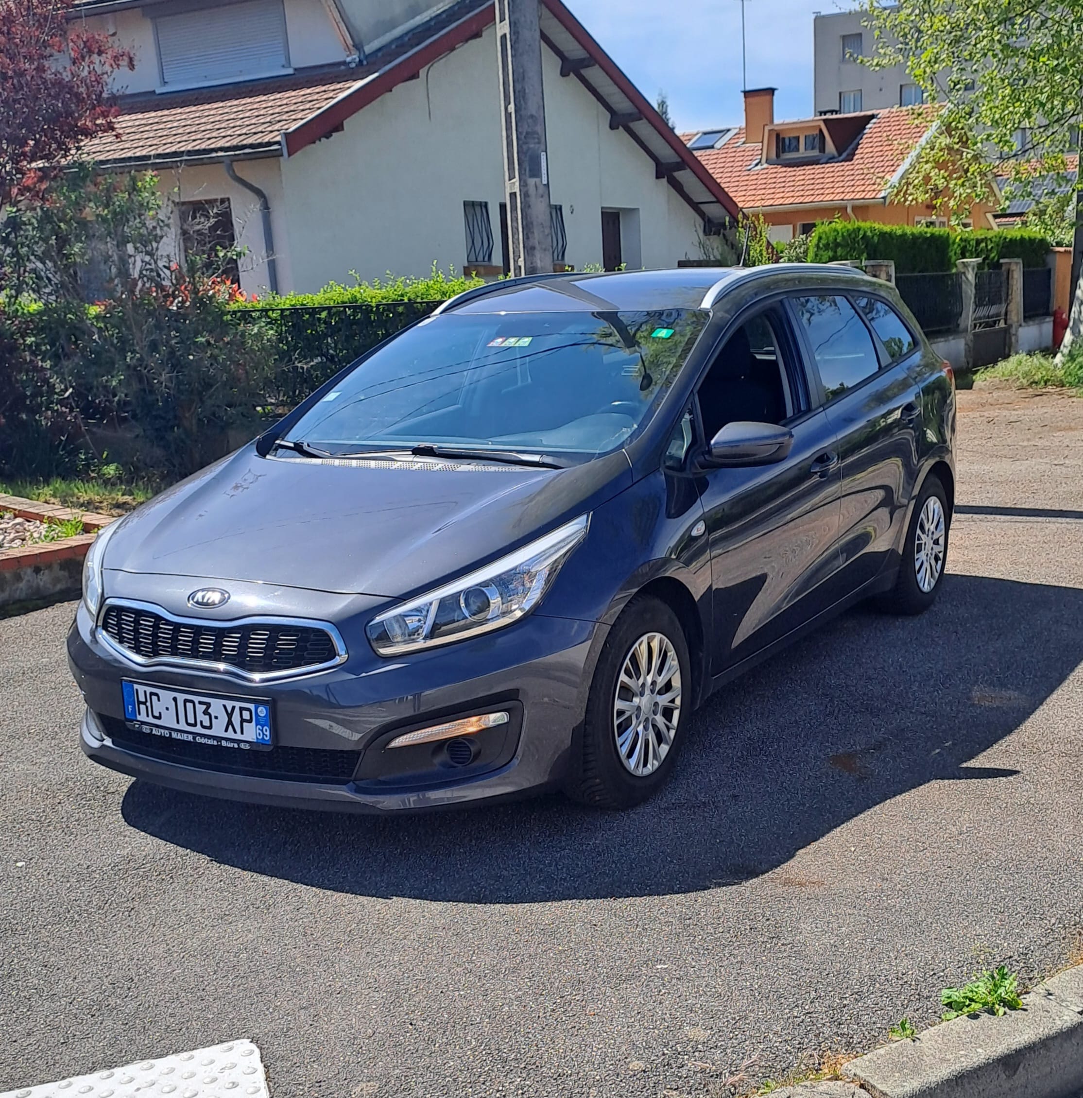 Kia Cee'd SW avec Siège bébé