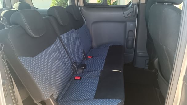 Nissan NV200 Combi Family