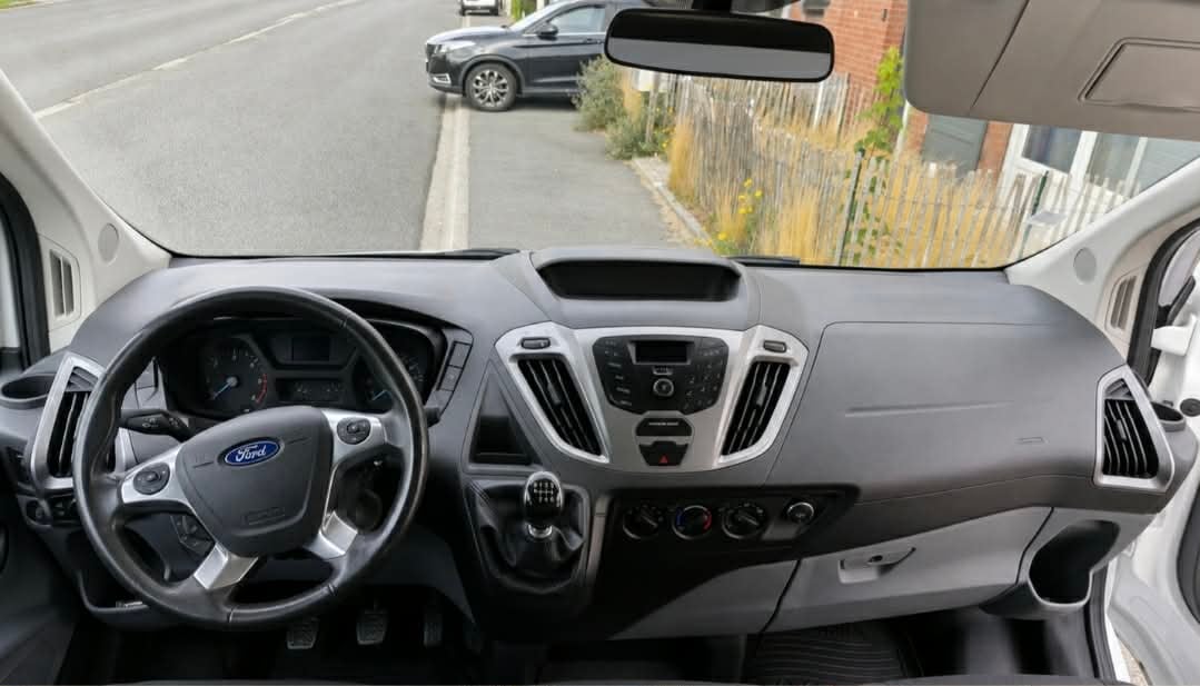 Ford Transit Custom Kombi avec Port USB