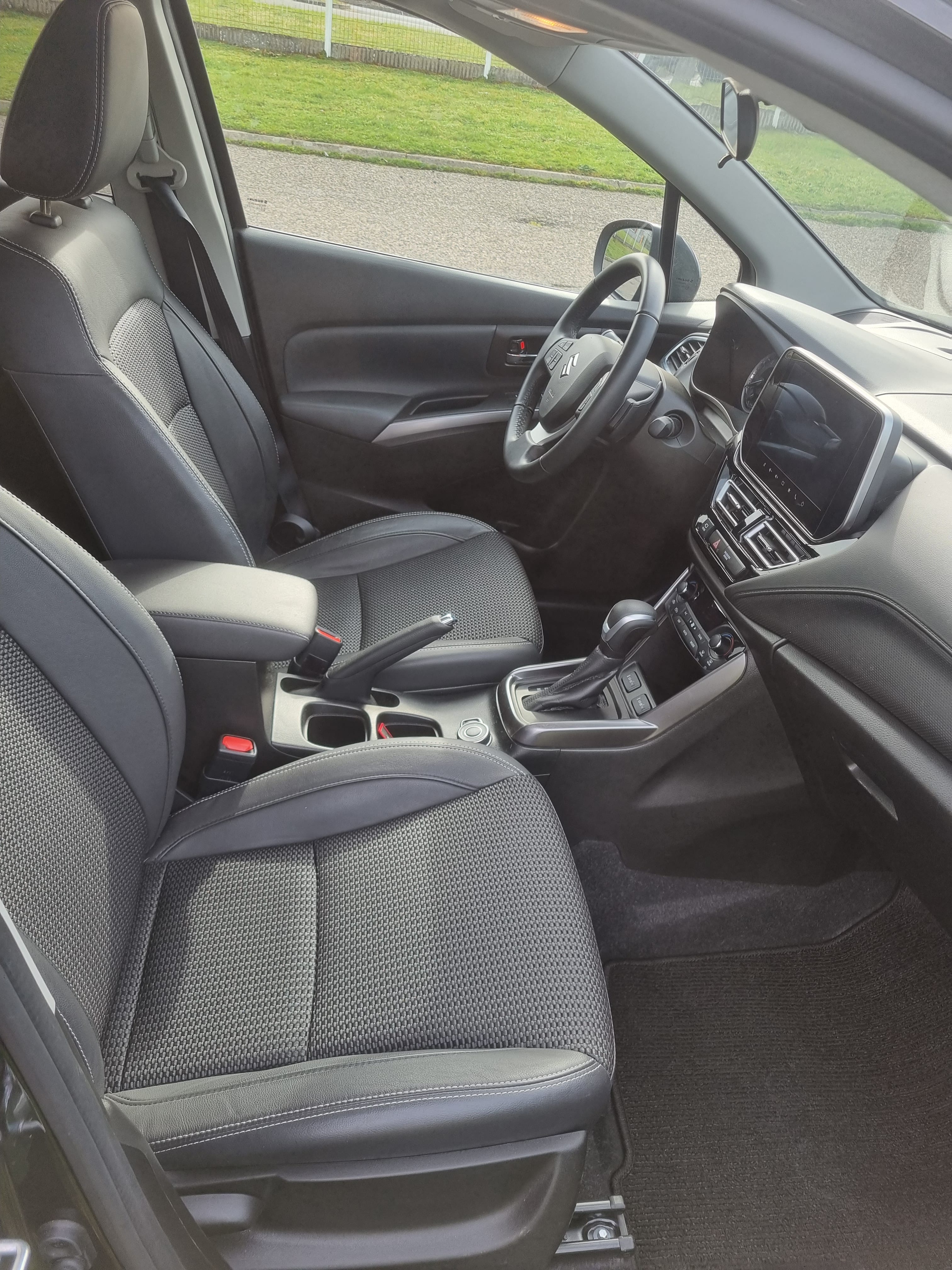 Suzuki SX4 S-Cross avec Régulateur de vitesse
