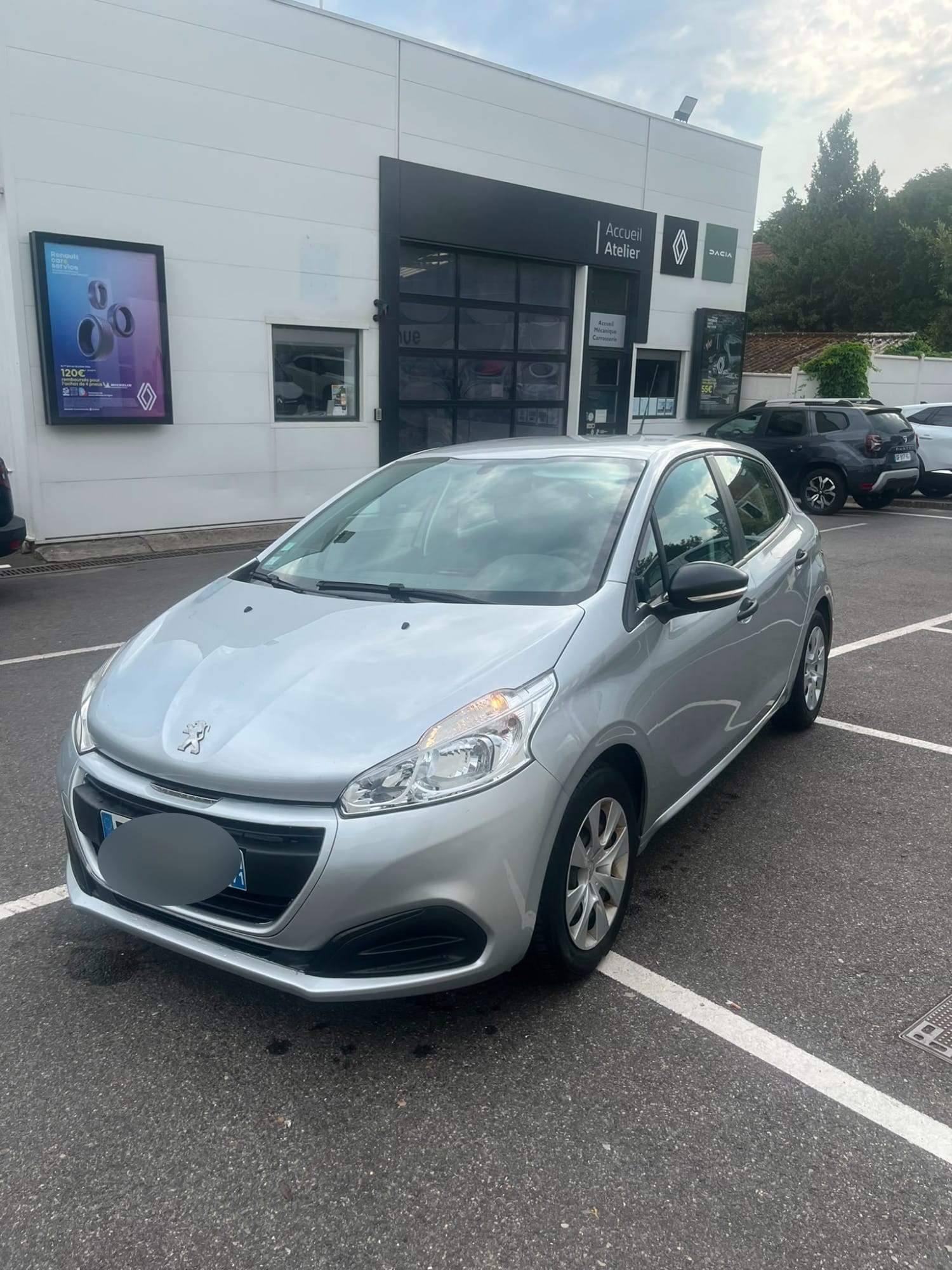 Peugeot 208, 2016, Essence 95