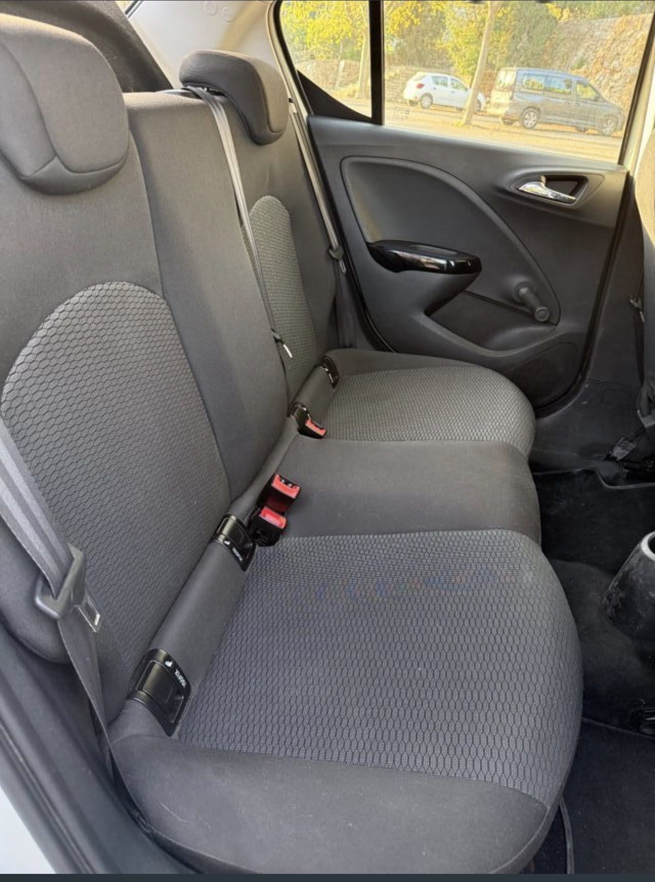 Opel Corsa-E with USB charging ports