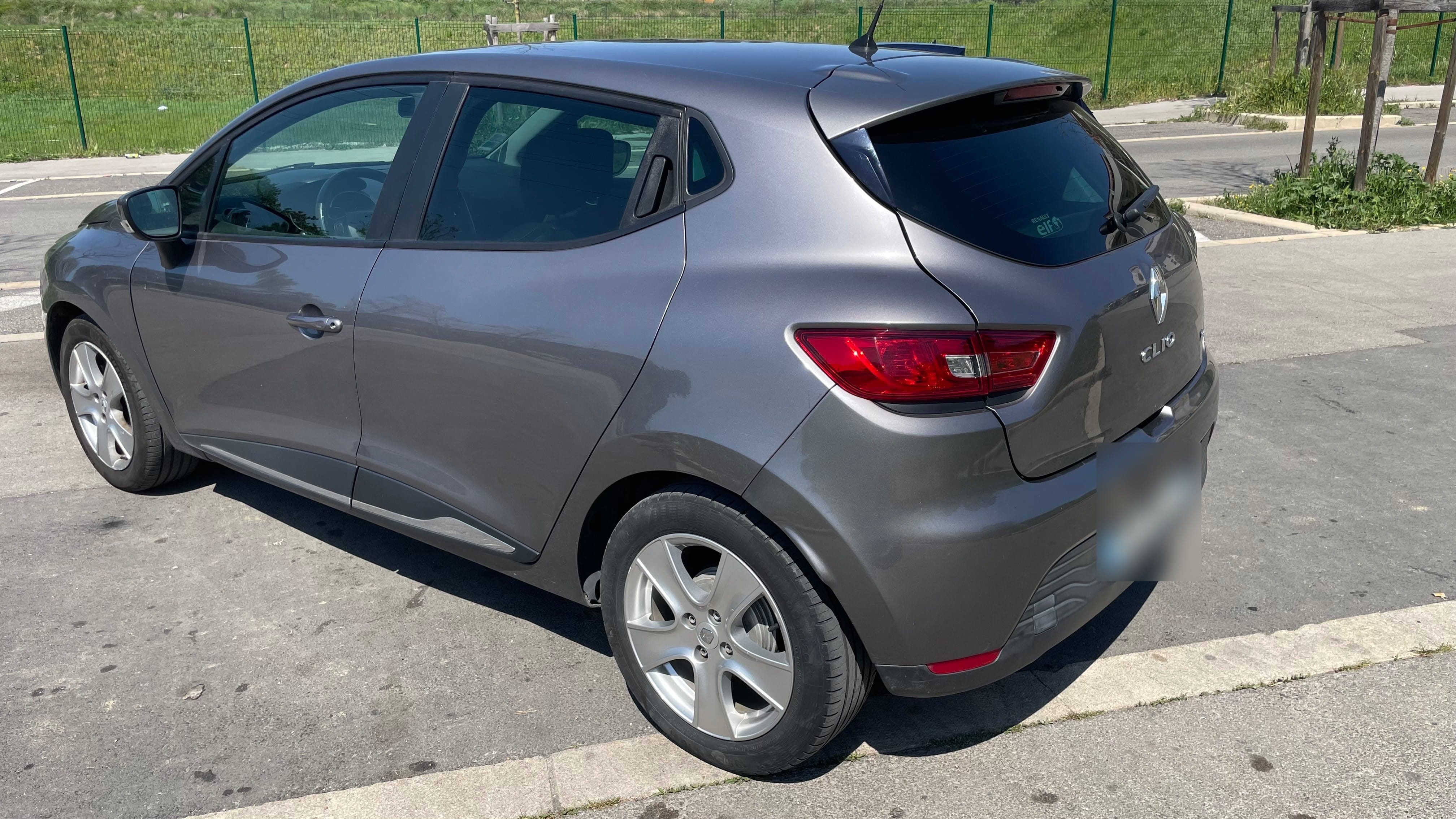 Renault Clio 0.9 TCE avec GPS