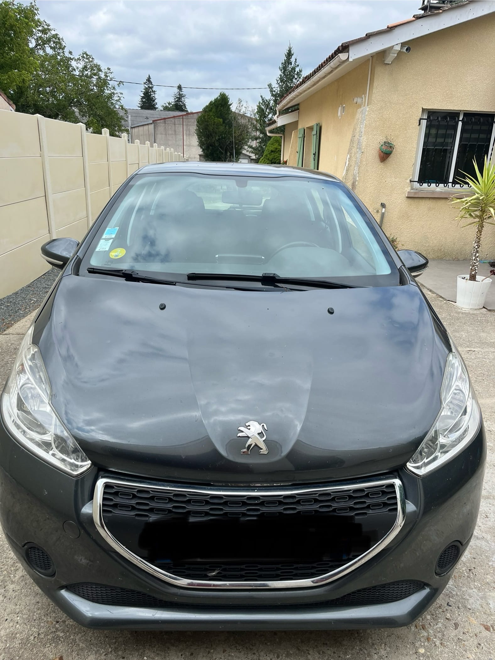 Peugeot 208, 2012, Diesel