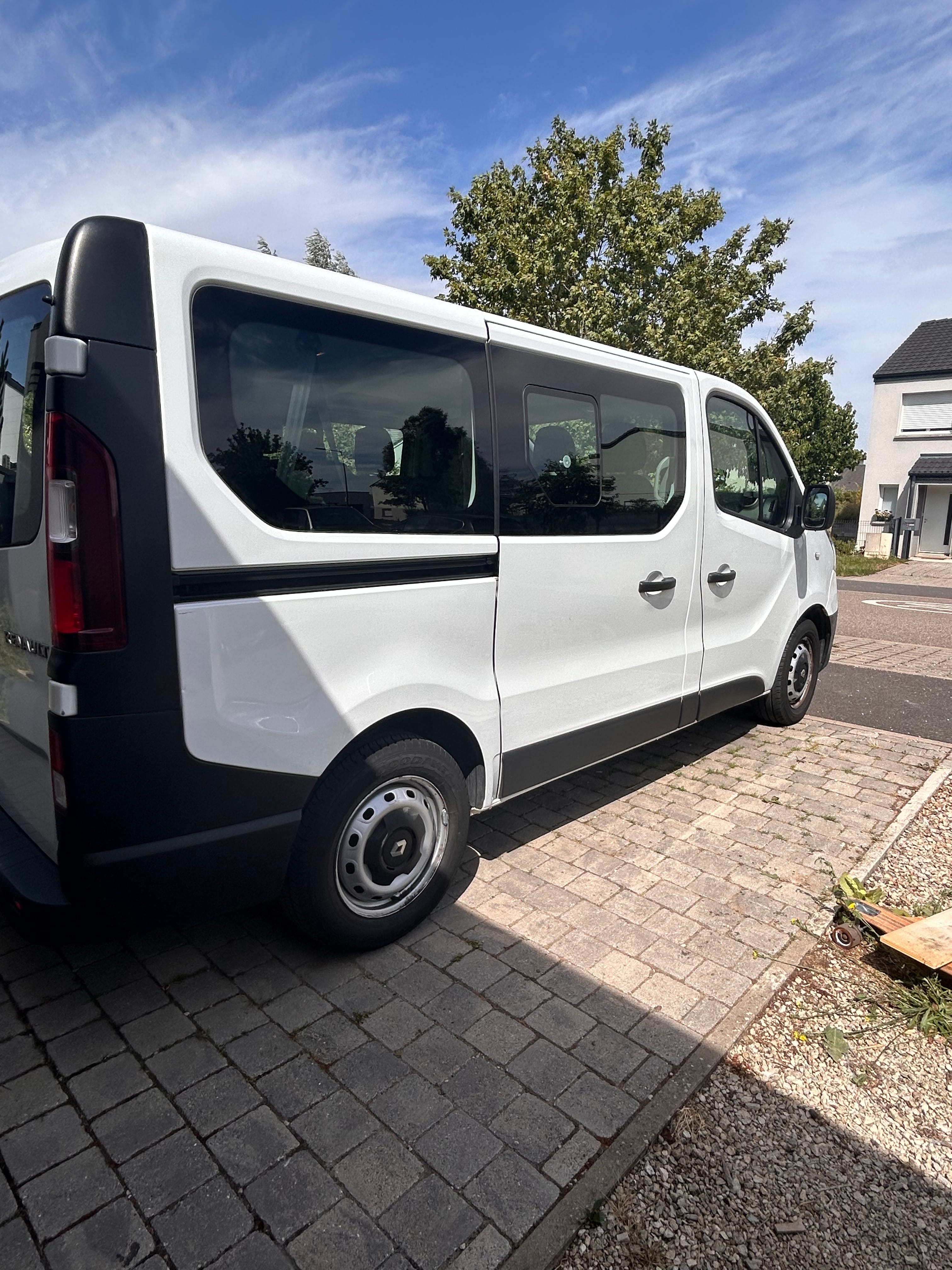 Renault Trafic Passenger avec Audio Bluetooth