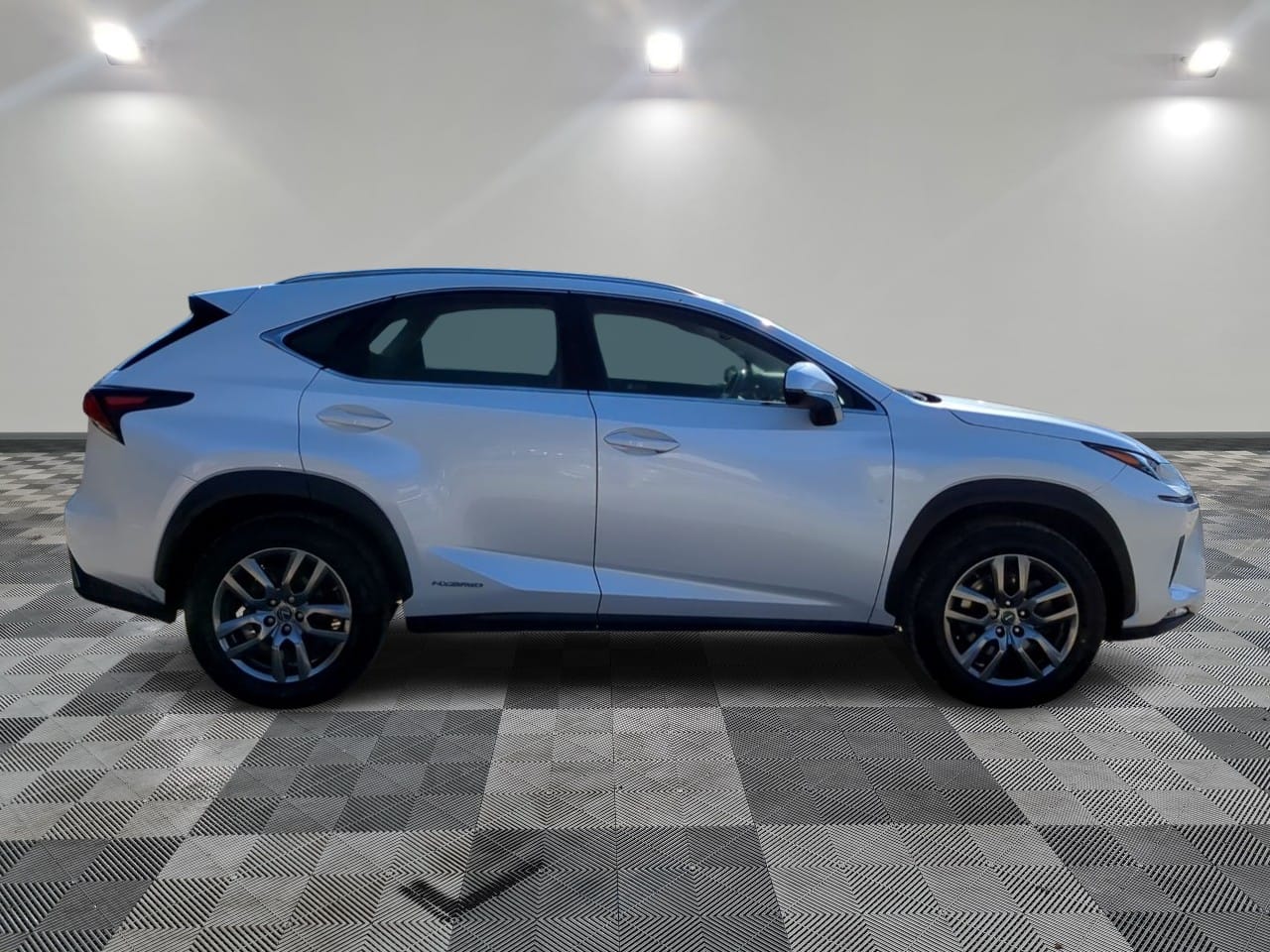 Lexus NX 300h avec Quatre roues motrices