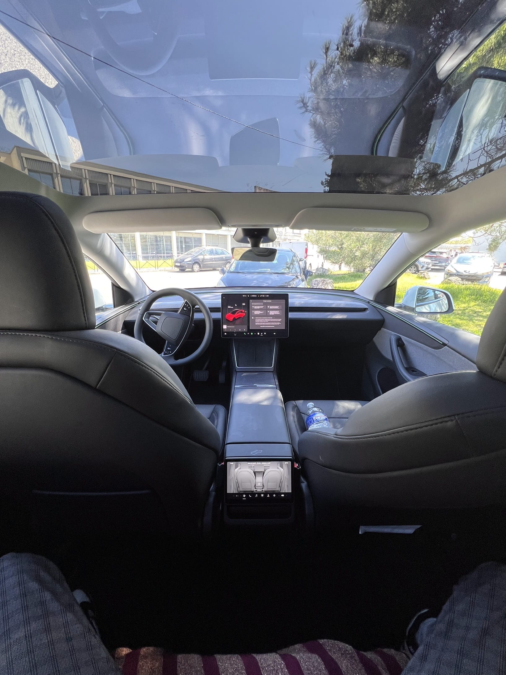 Tesla Model Y Long Range avec GPS