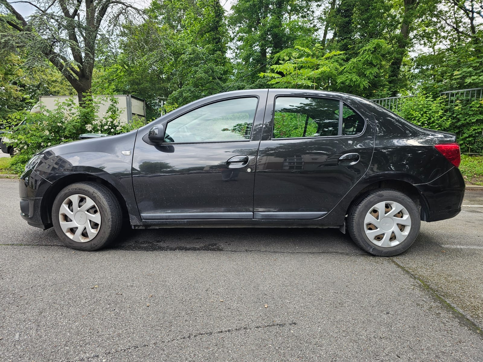 Dacia Logan avec Climatisation