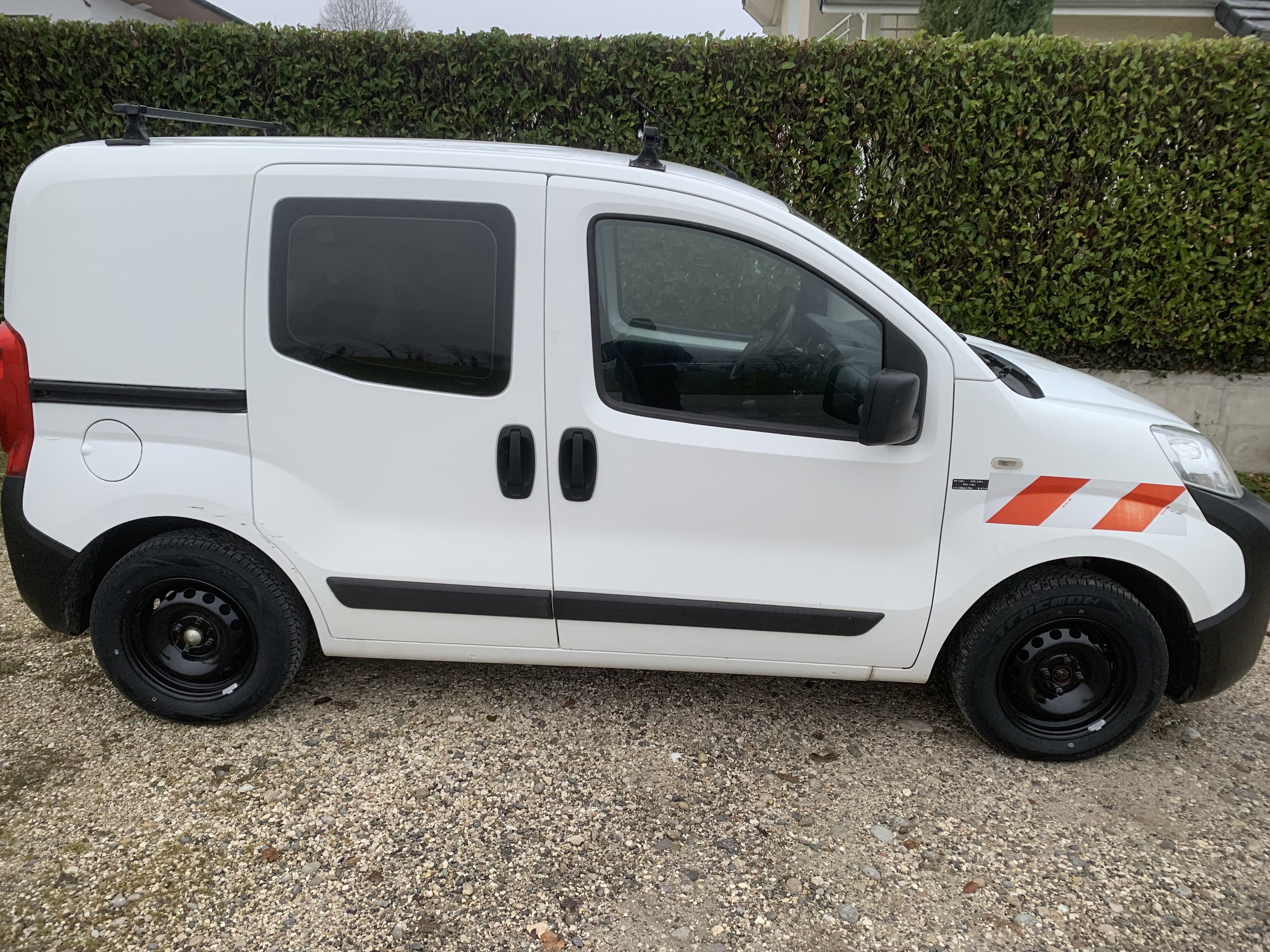 Fiat Fiorino 1l3 multijet avec Pneus neige