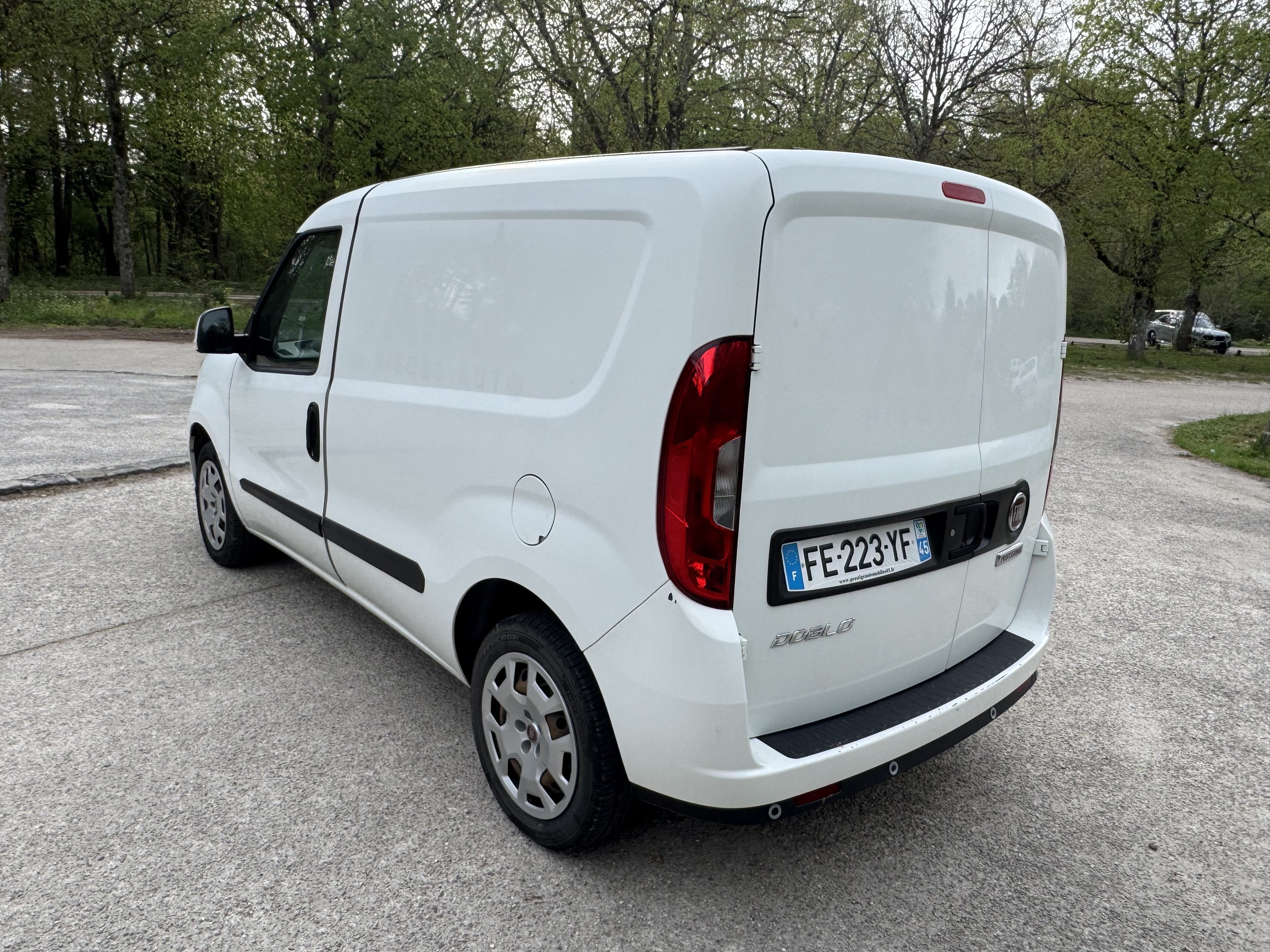 Fiat Doblo Cargo avec GPS