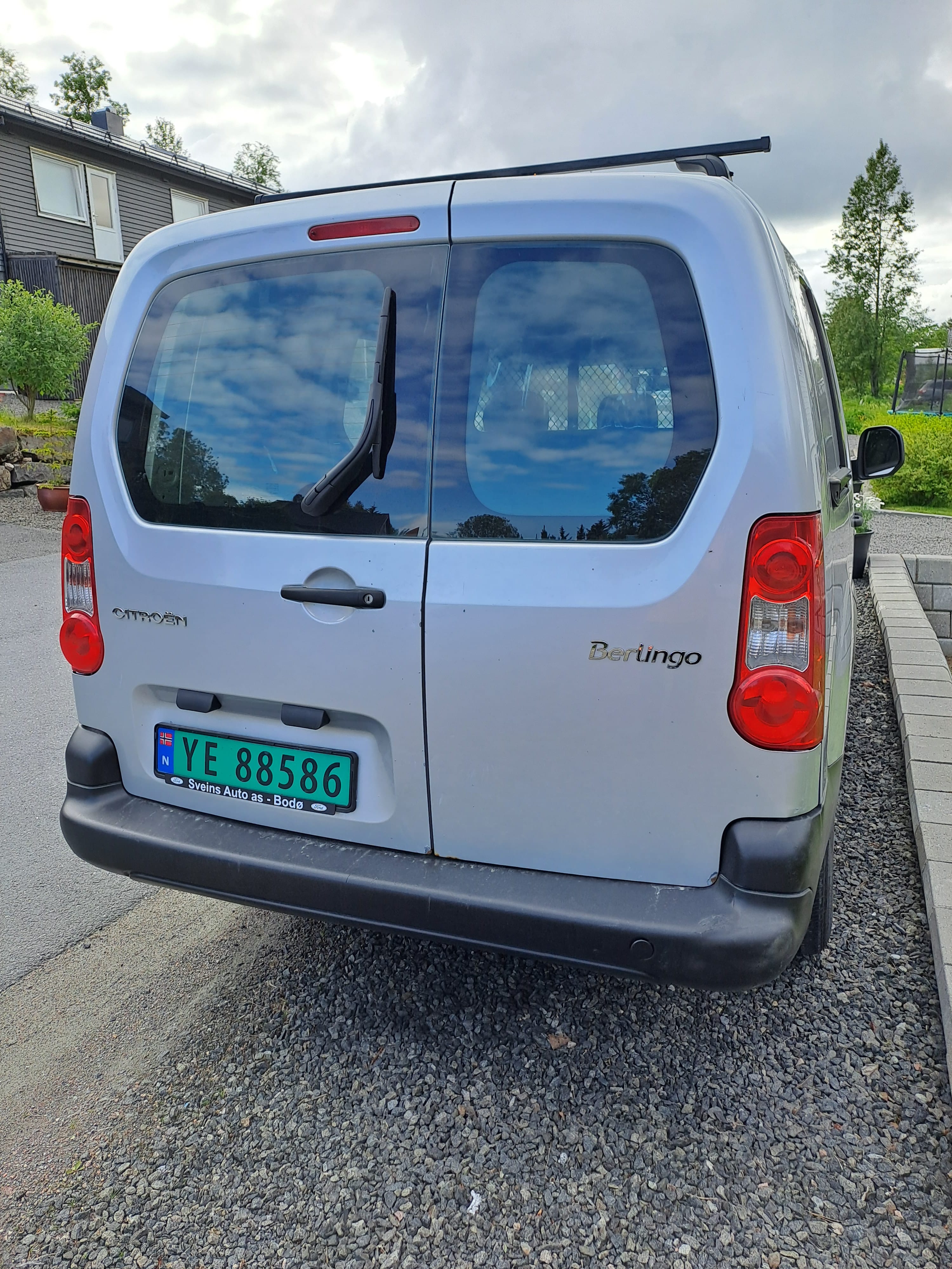 Citroen Berlingo with Cruise control