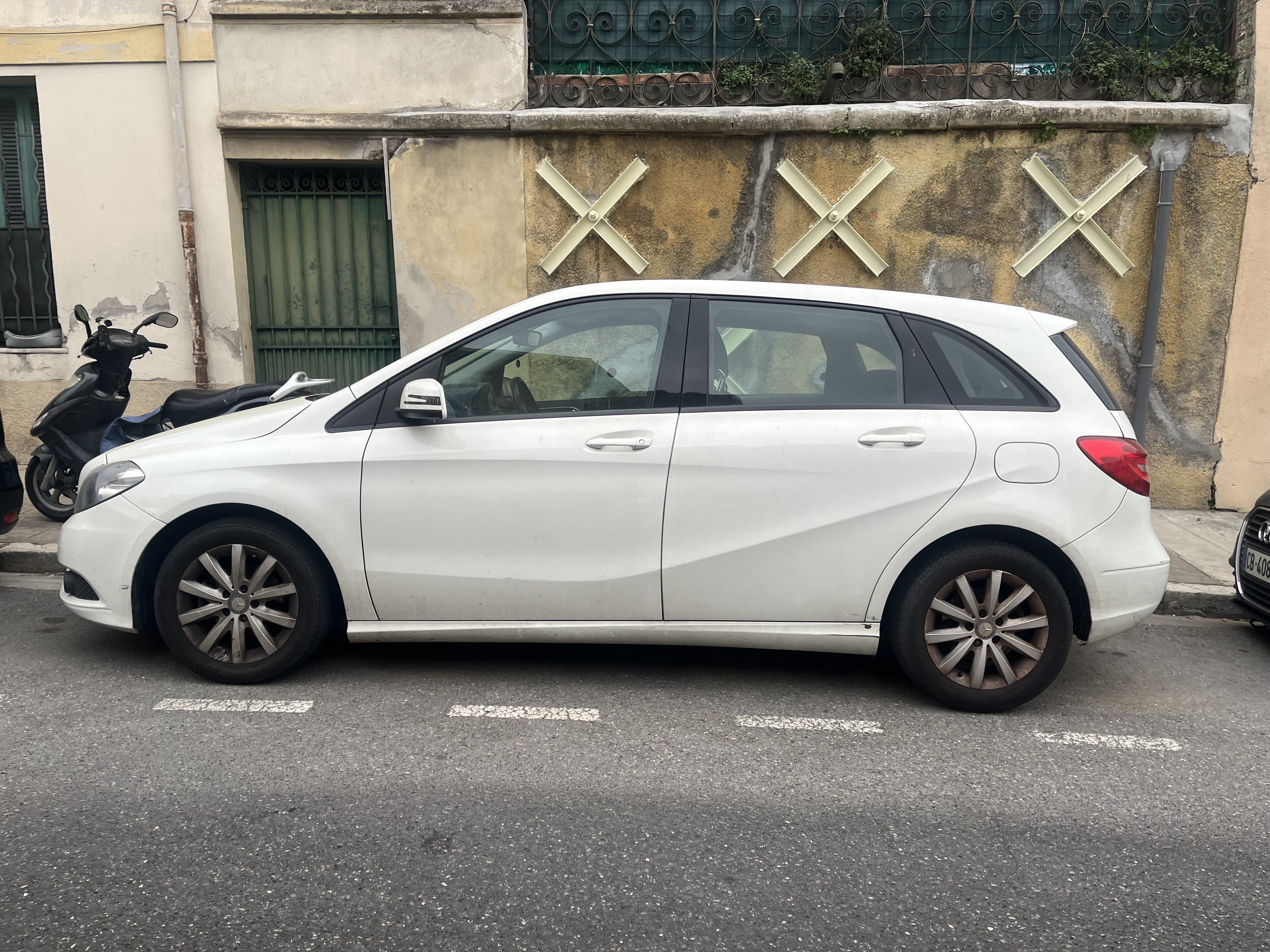 Mercedes-Benz Classe B avec Climatisation