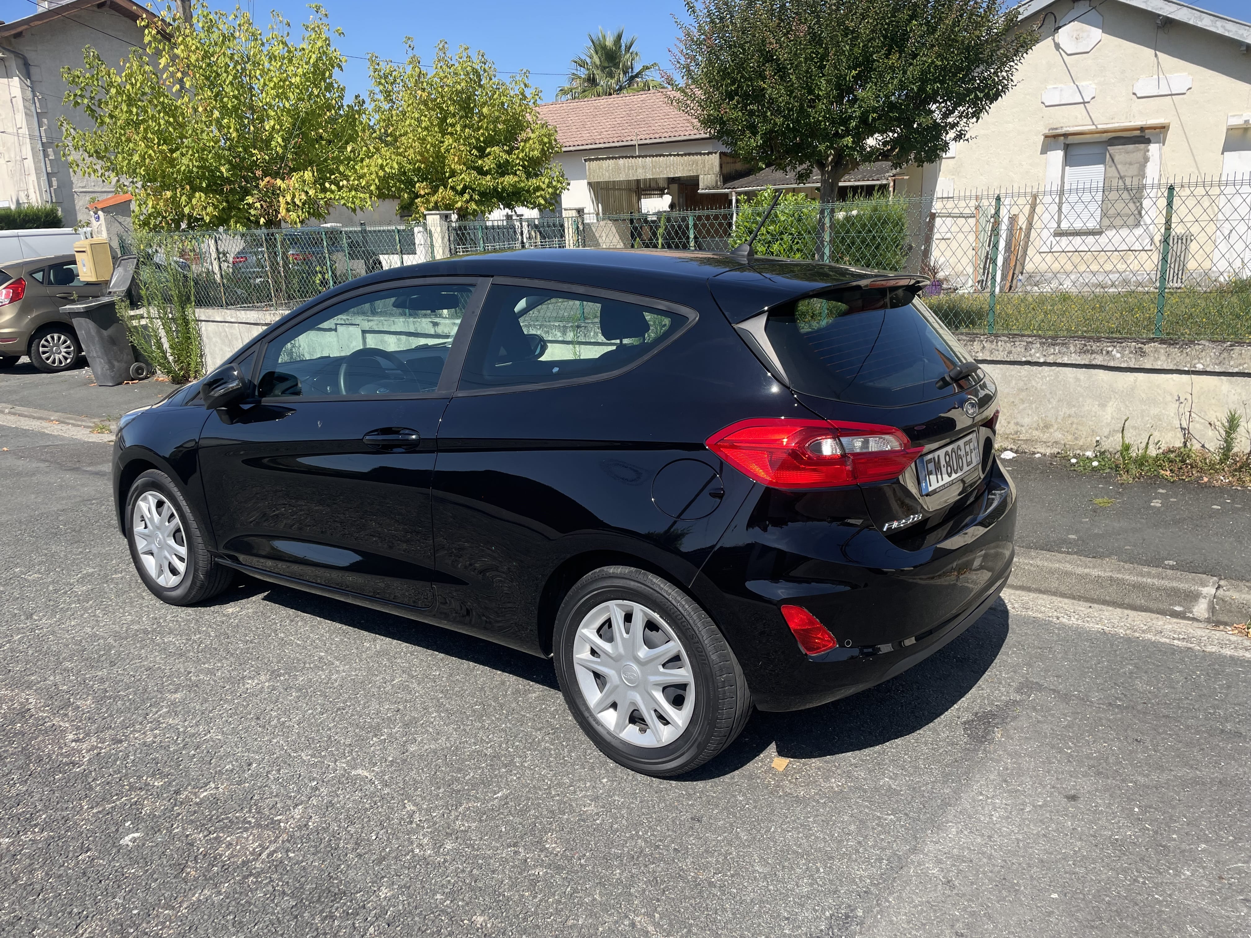 Ford Fiesta avec Climatisation