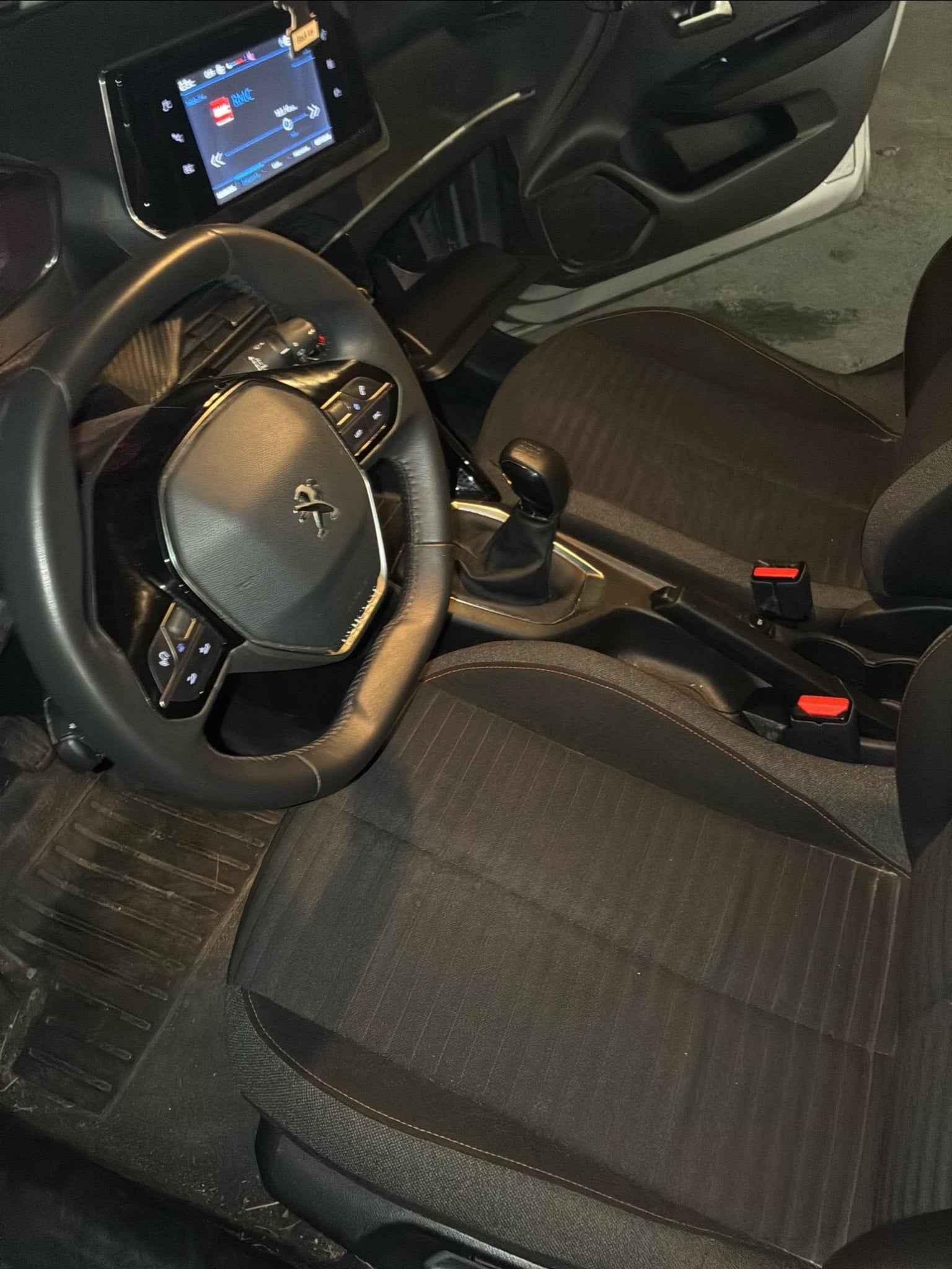Peugeot 208 avec Régulateur de vitesse