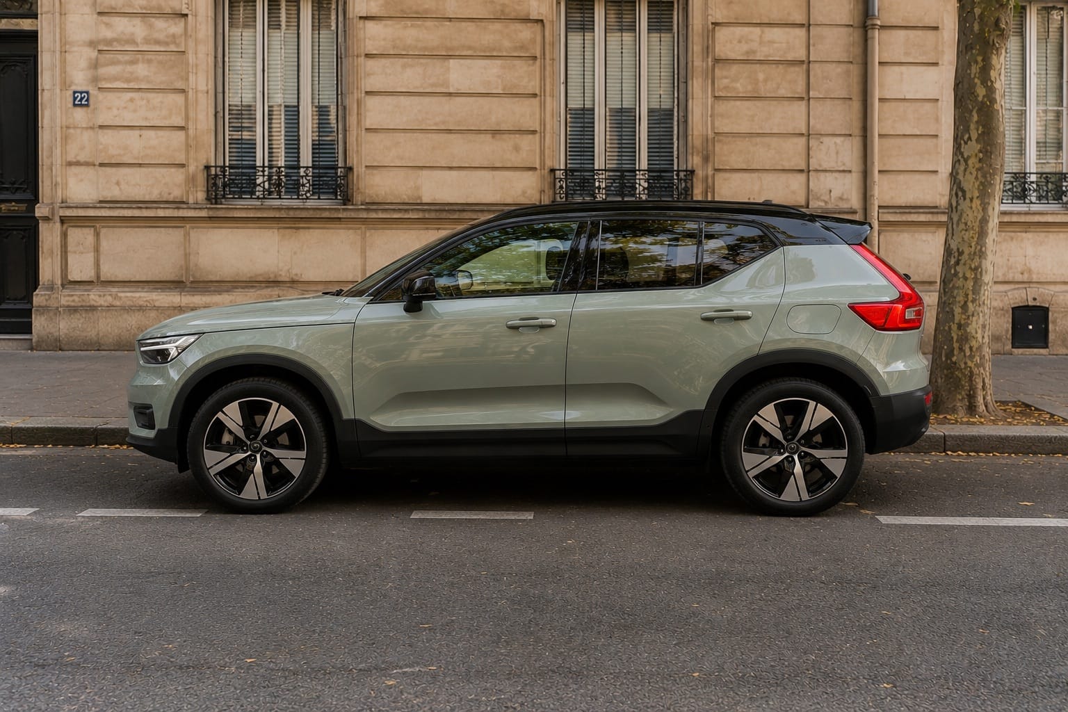 Volvo XC40 Recharge avec Climatisation