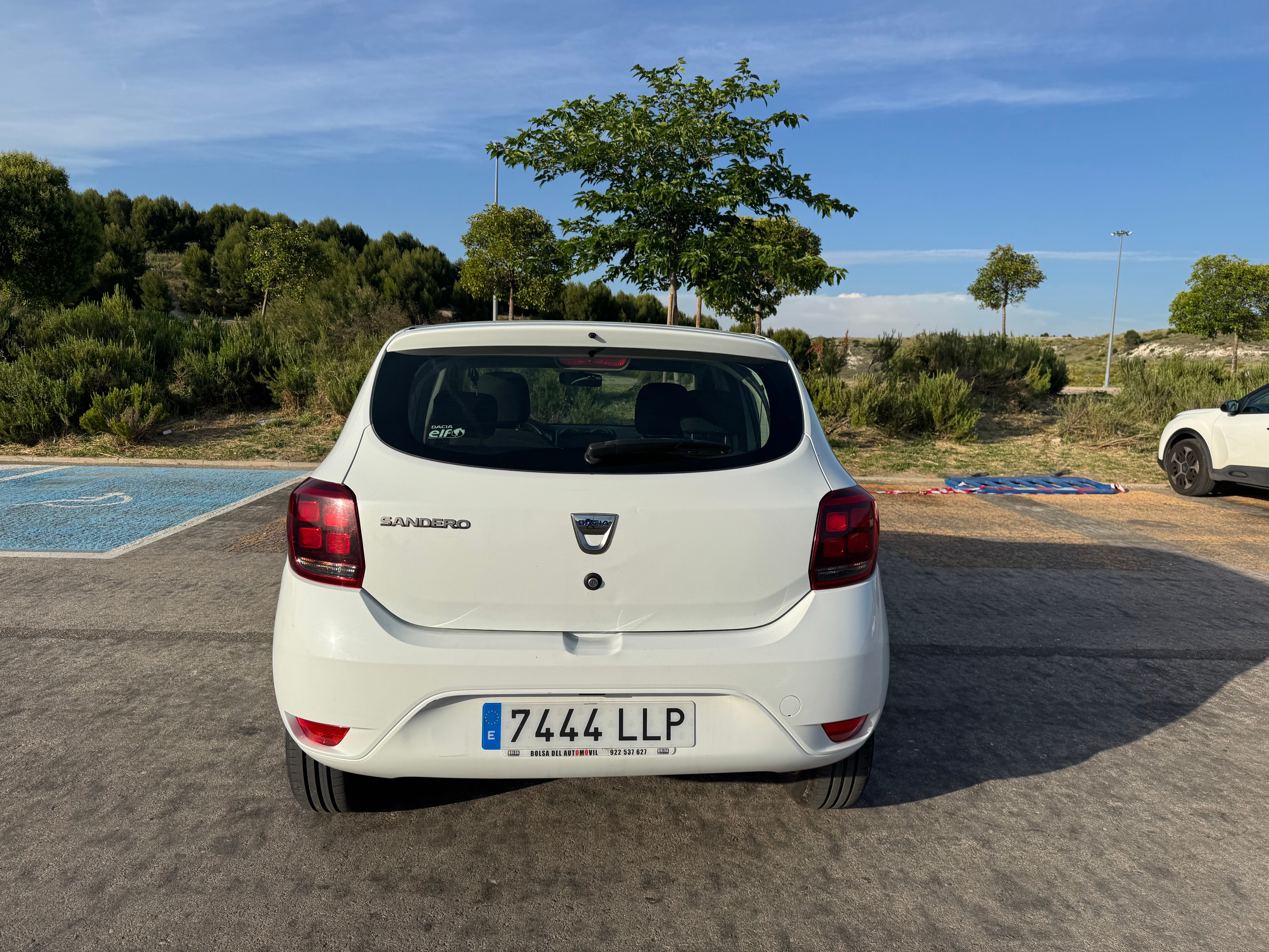 Dacia Sandero Amovens con Radio 