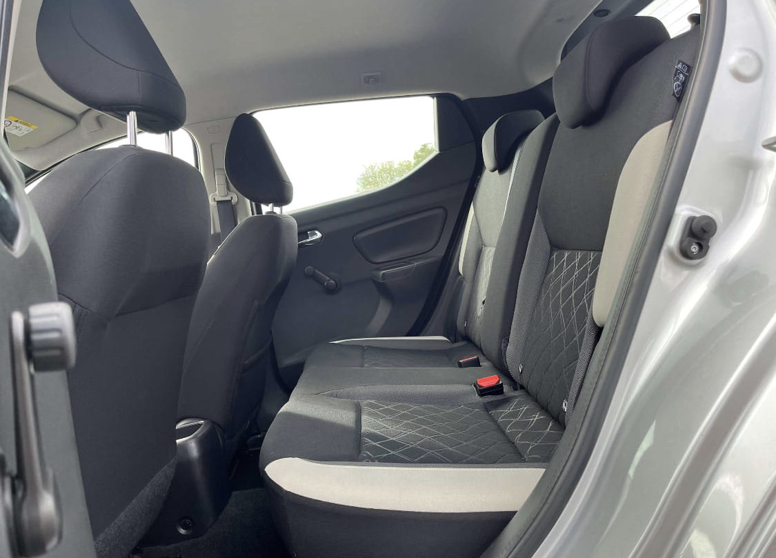 Nissan Micra N-connecta, GPS, Airco (Gare du Midi) avec GPS