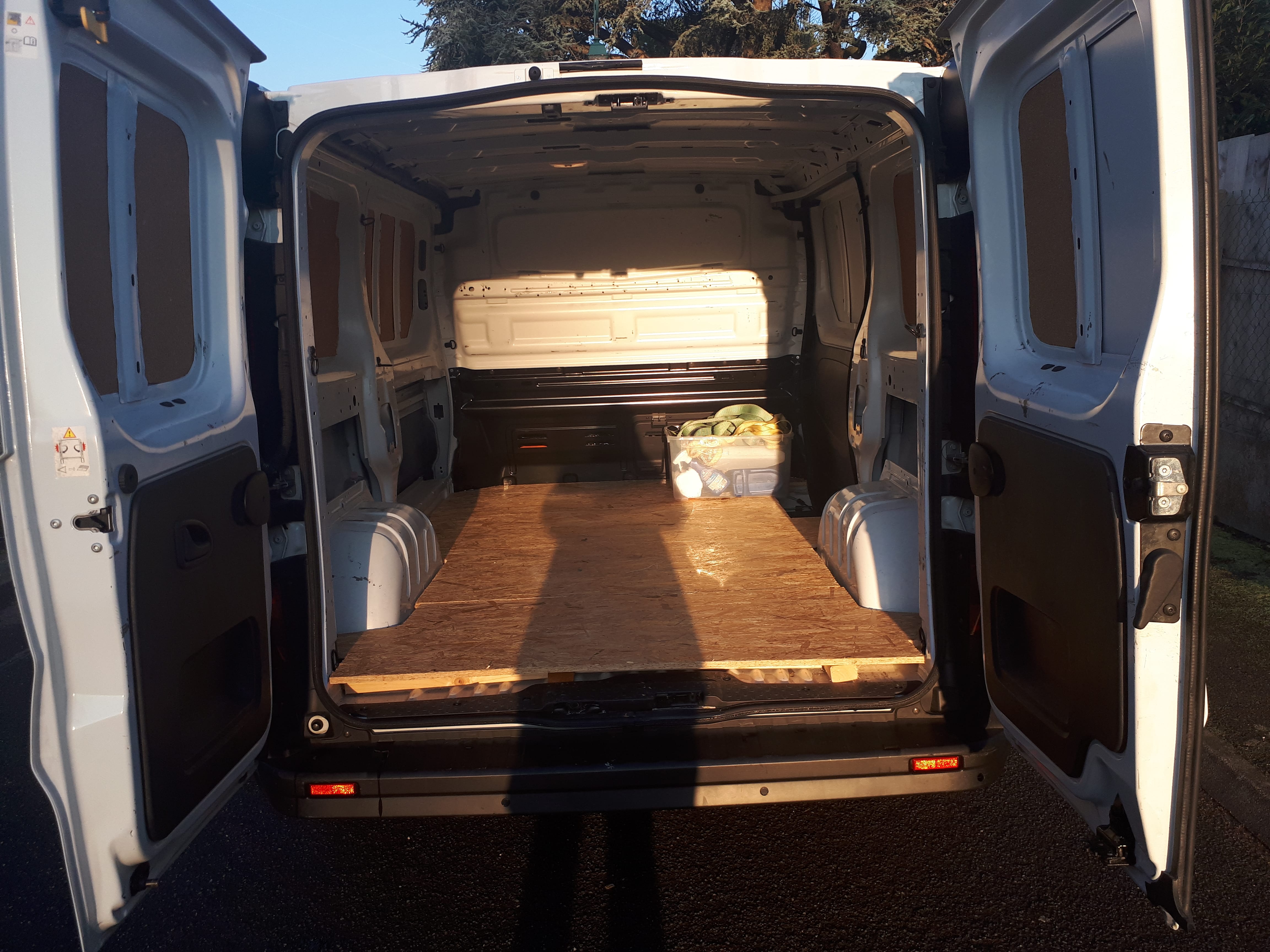 Renault Trafic L1H1   1.6HDI 115 avec Entrée audio / iPod