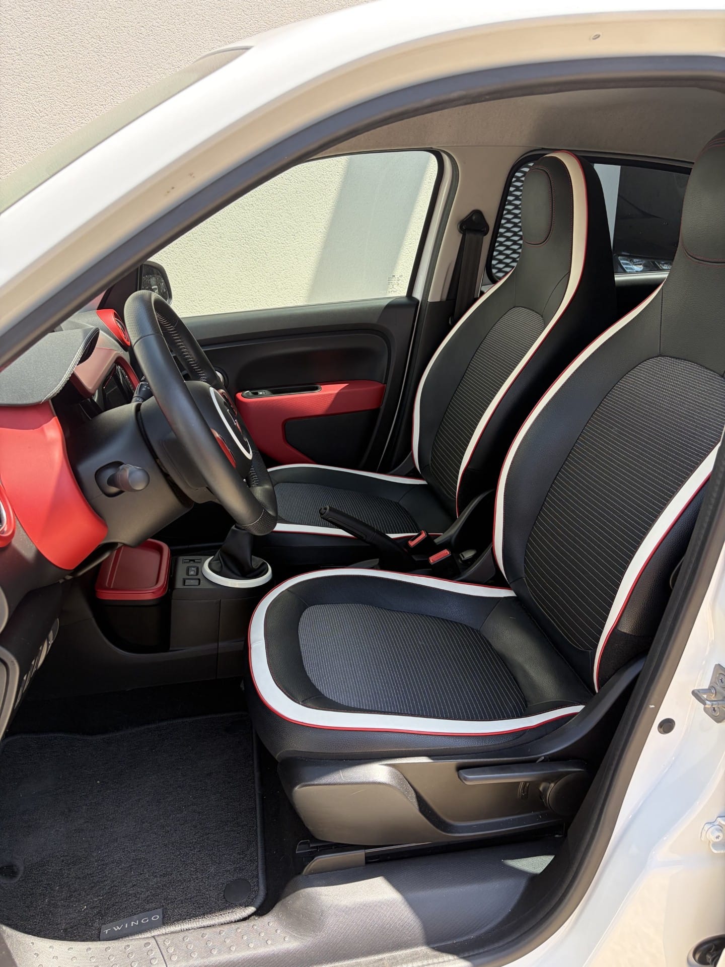Renault Twingo III avec Port USB