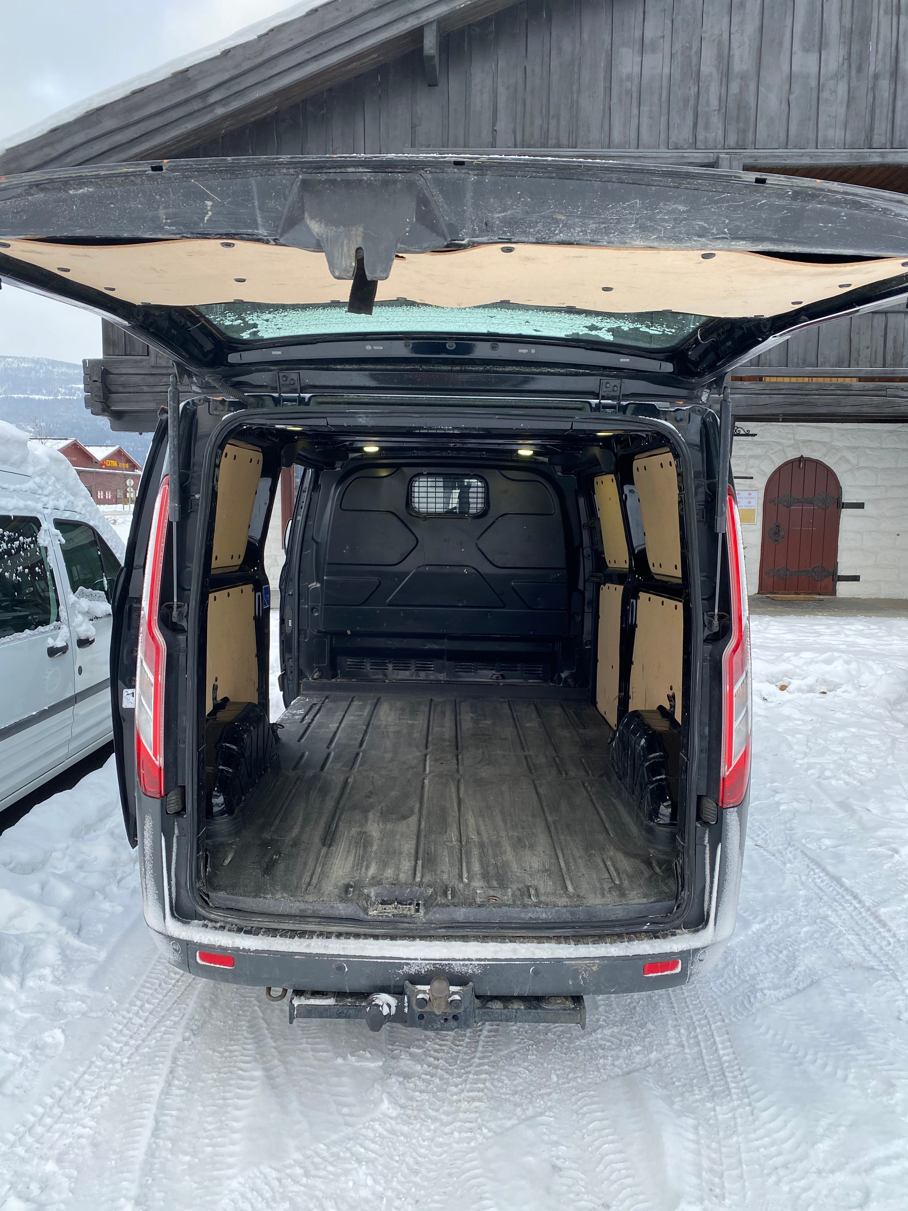 Ford Transit Custom Varebil med Lydinngang