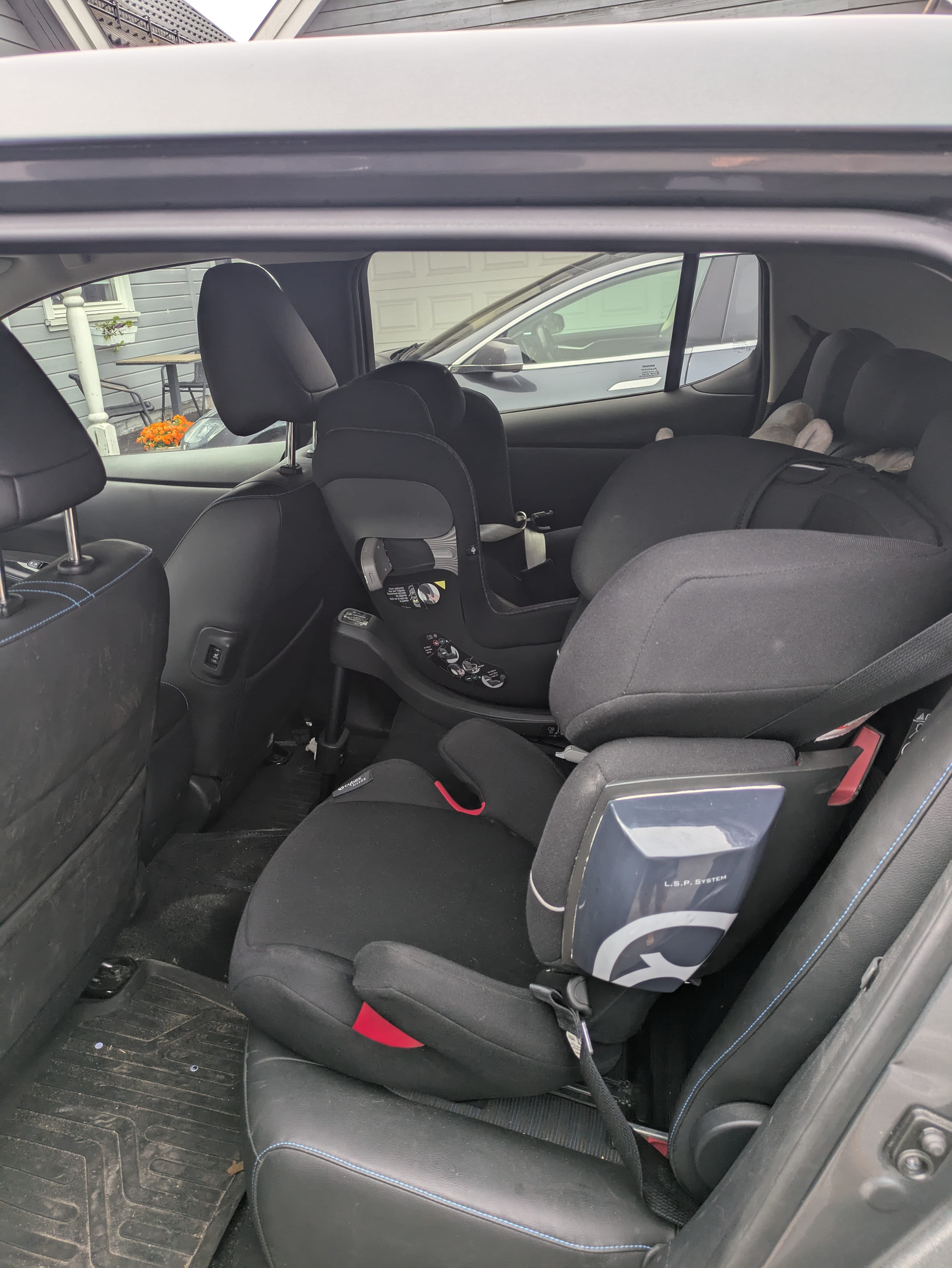 Nissan Leaf med Dashcam
