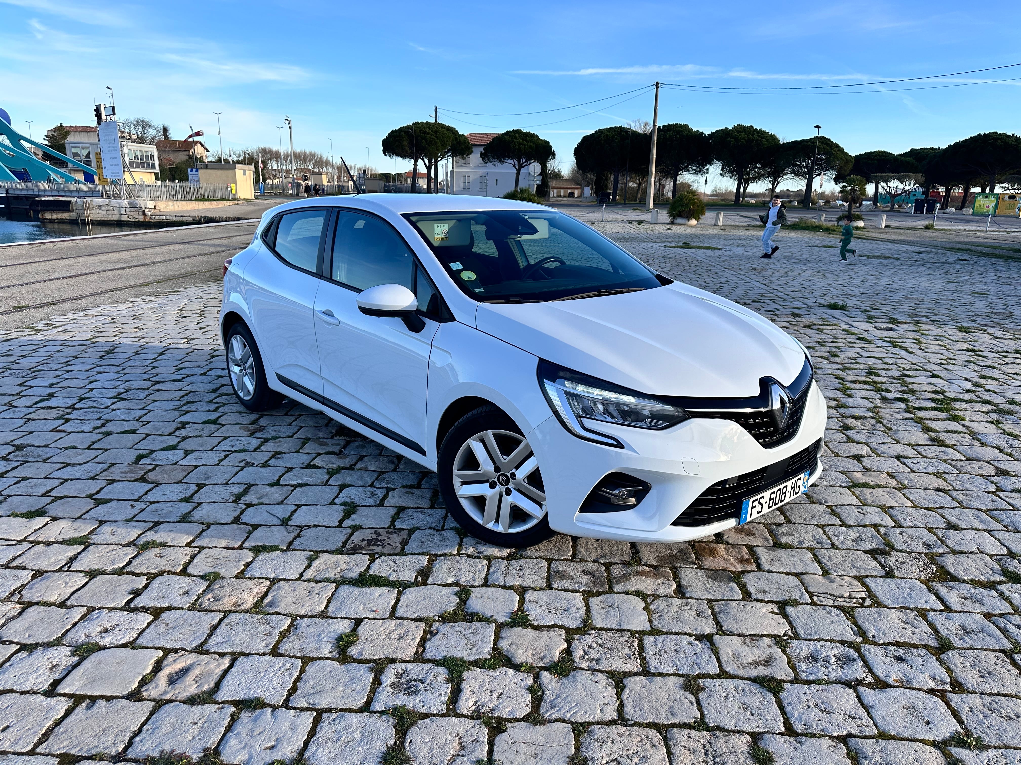 Renault Clio 1.5 BLUE DCI avec GPS