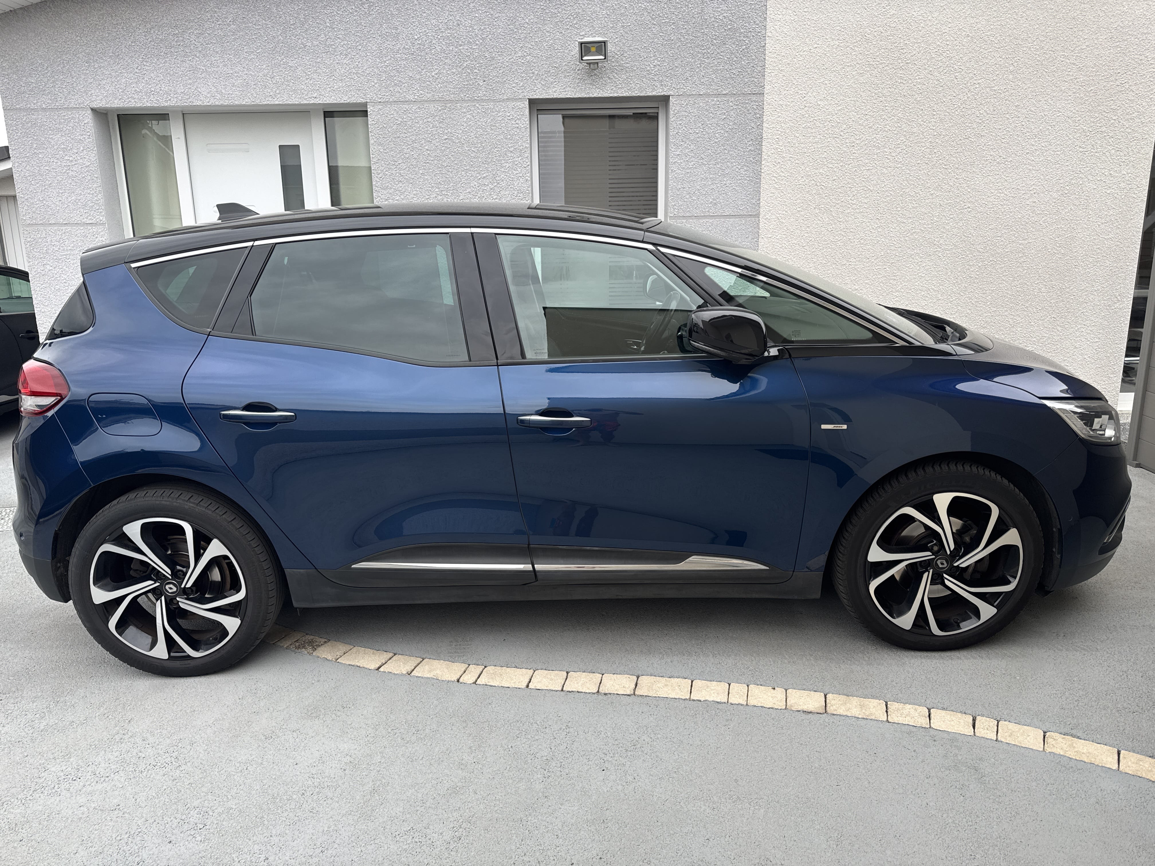 Renault Scenic avec Climatisation