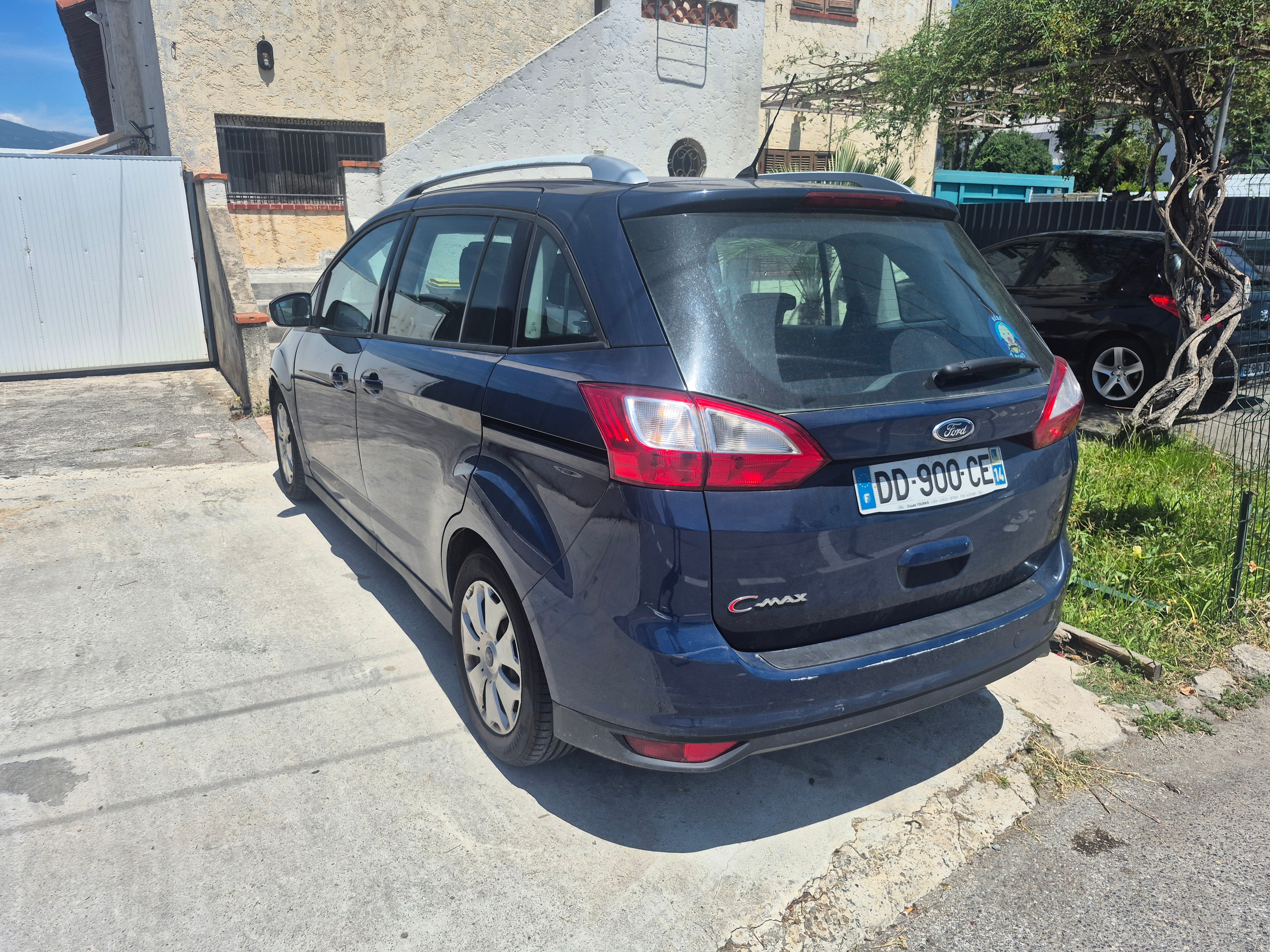 Ford Grand C-Max avec Climatisation