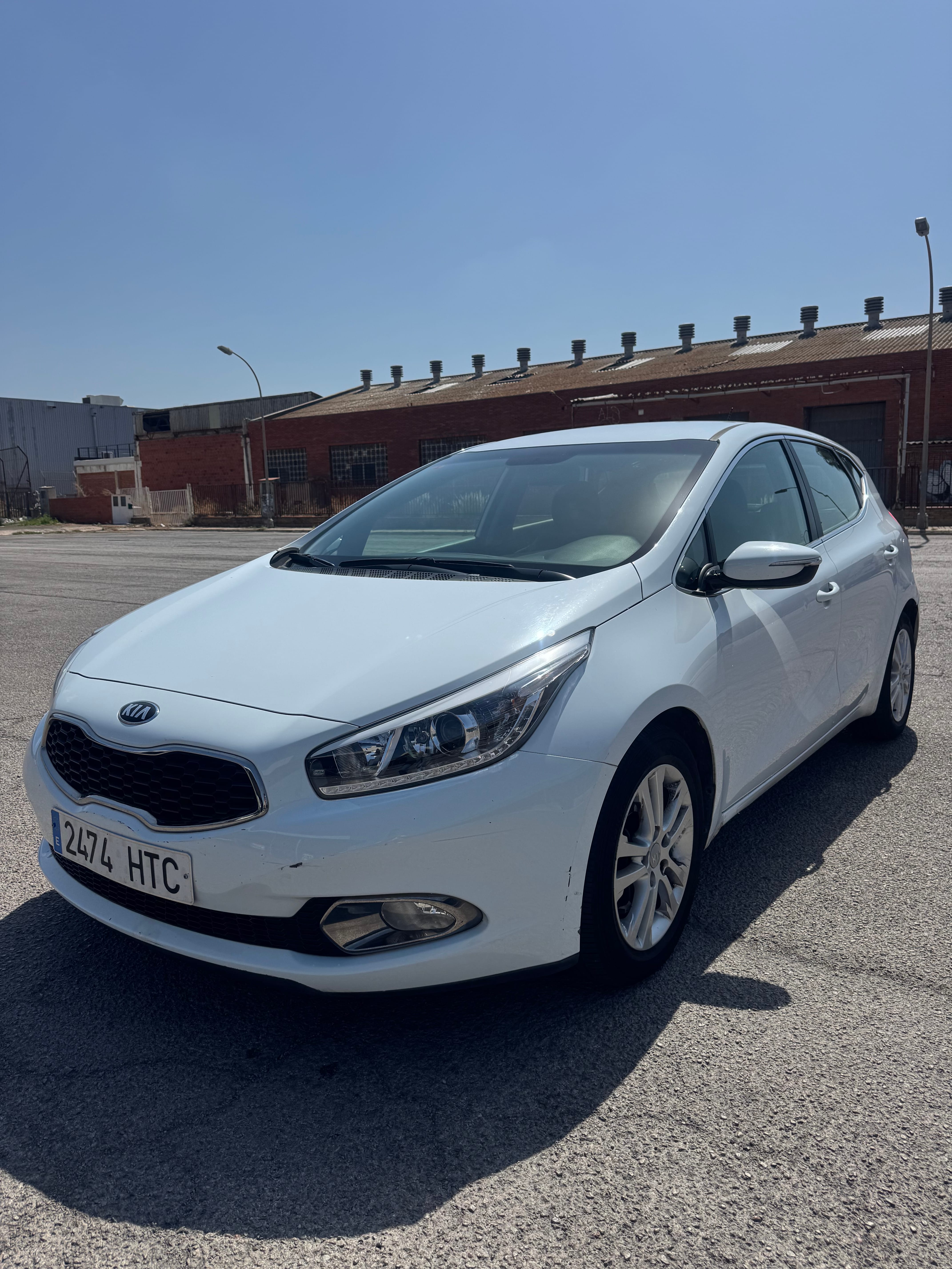 Kia Cee'd, 2013, Gasolina 95