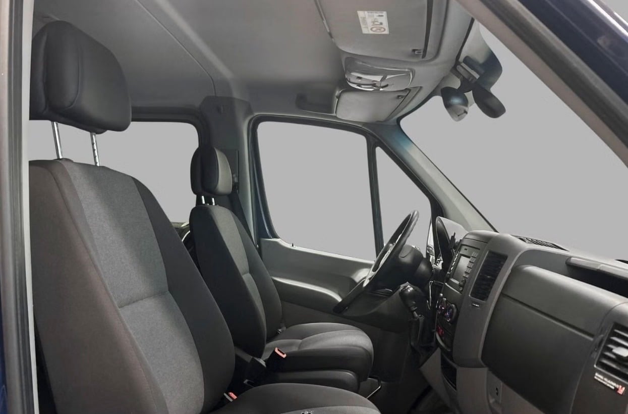 Volkswagen Crafter Combi mit USB-Ladeanschlüsse