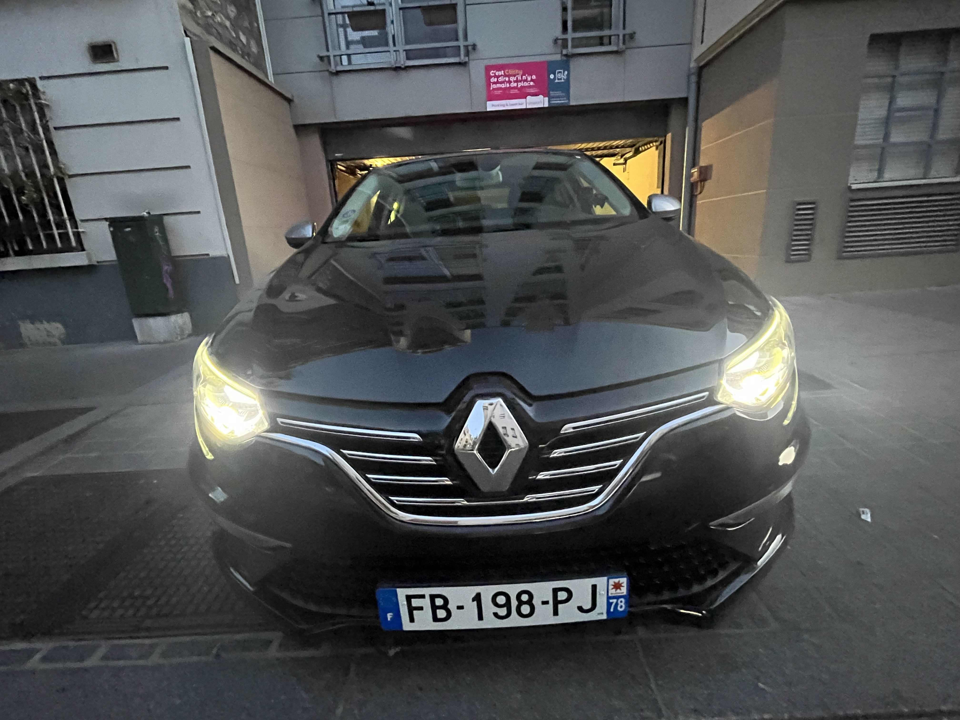 Renault Mégane, 2018, Essence 98