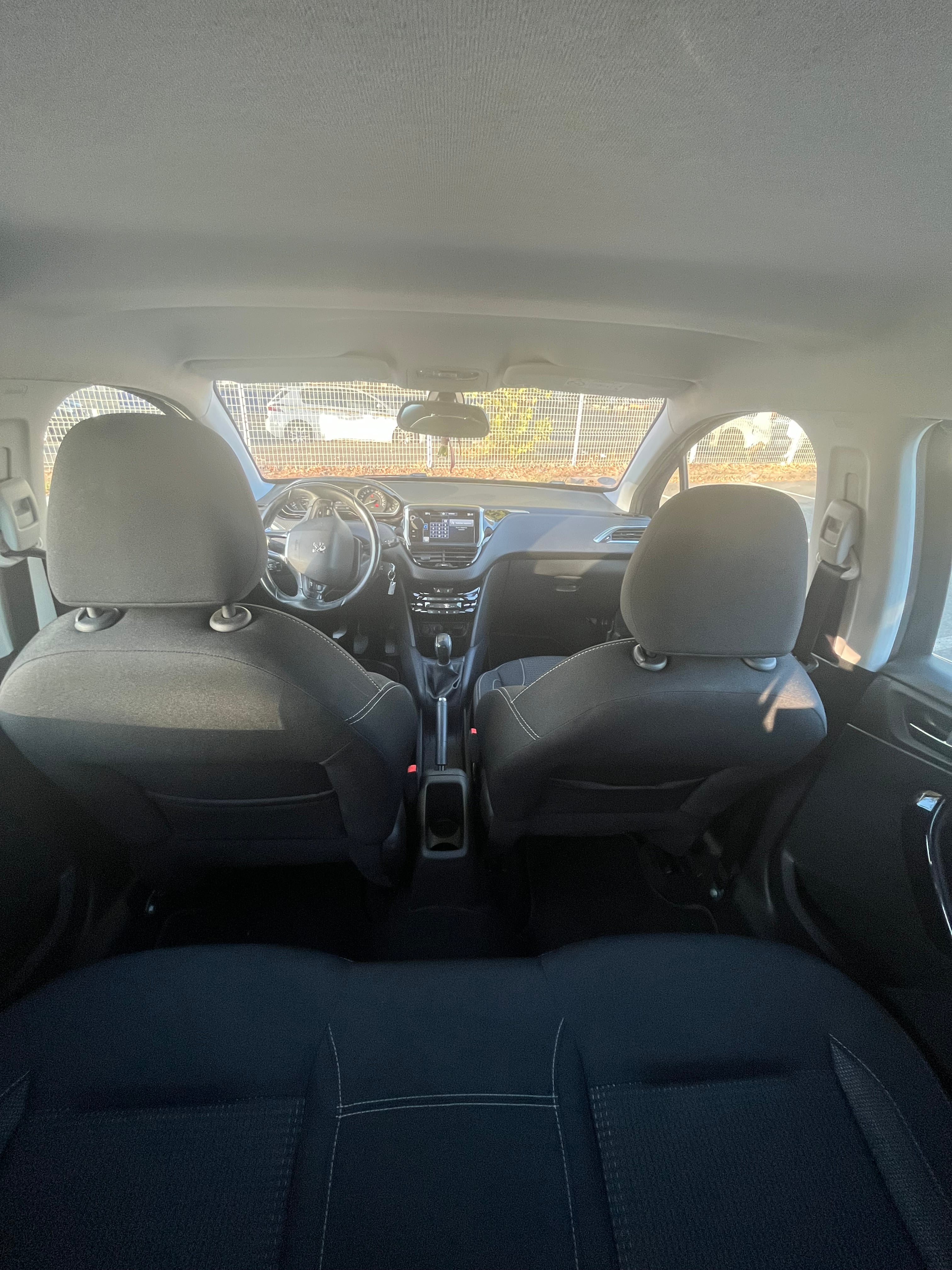 Peugeot 208 110 ch Allure avec Caméra de recul