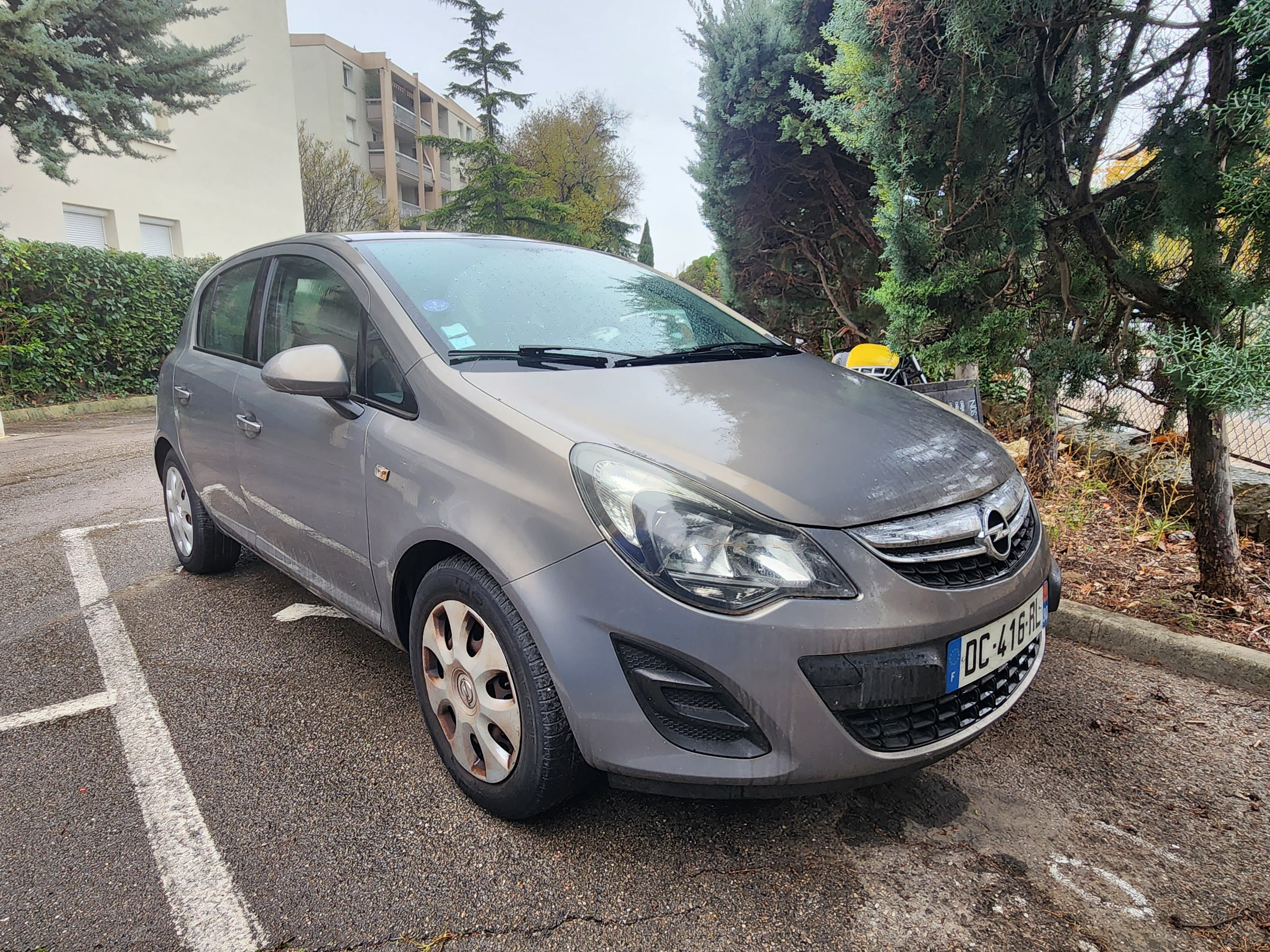 Opel Corsa, 2014, Essence 95