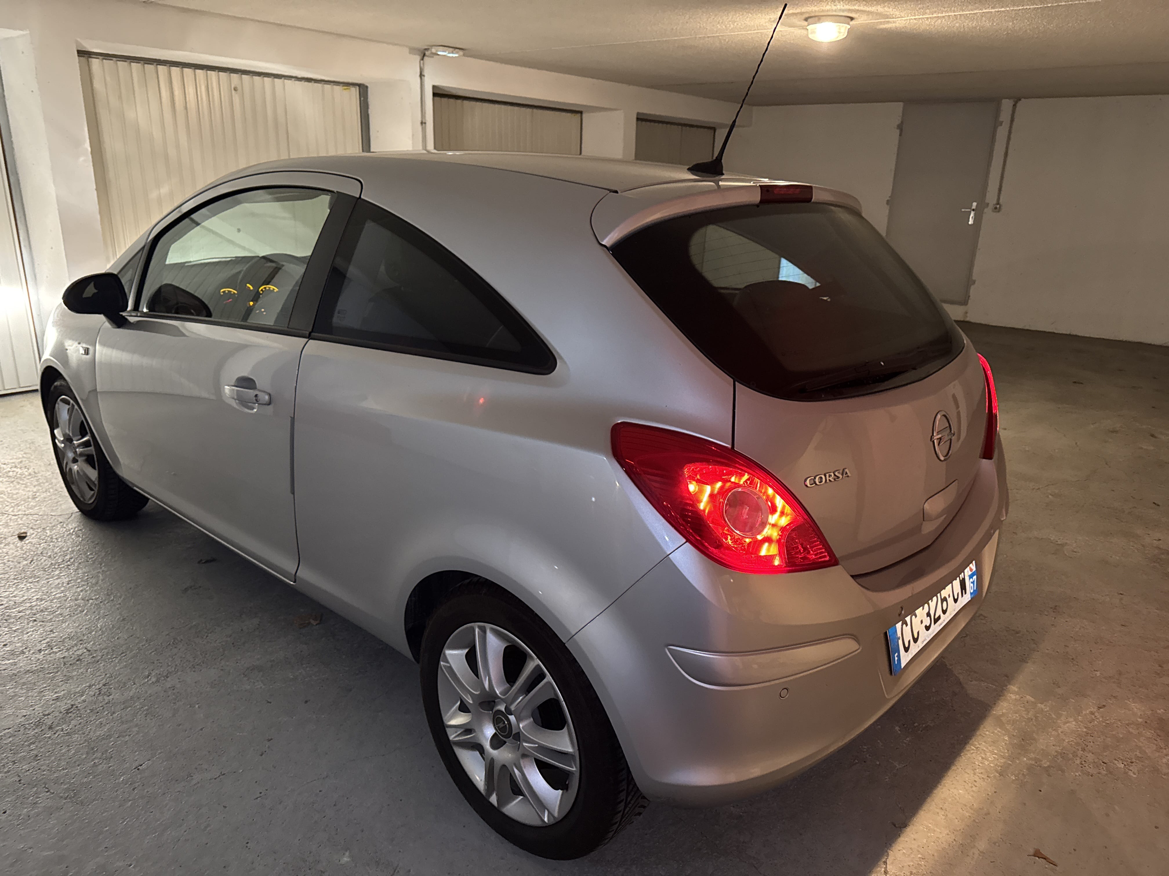 Opel Corsa avec GPS